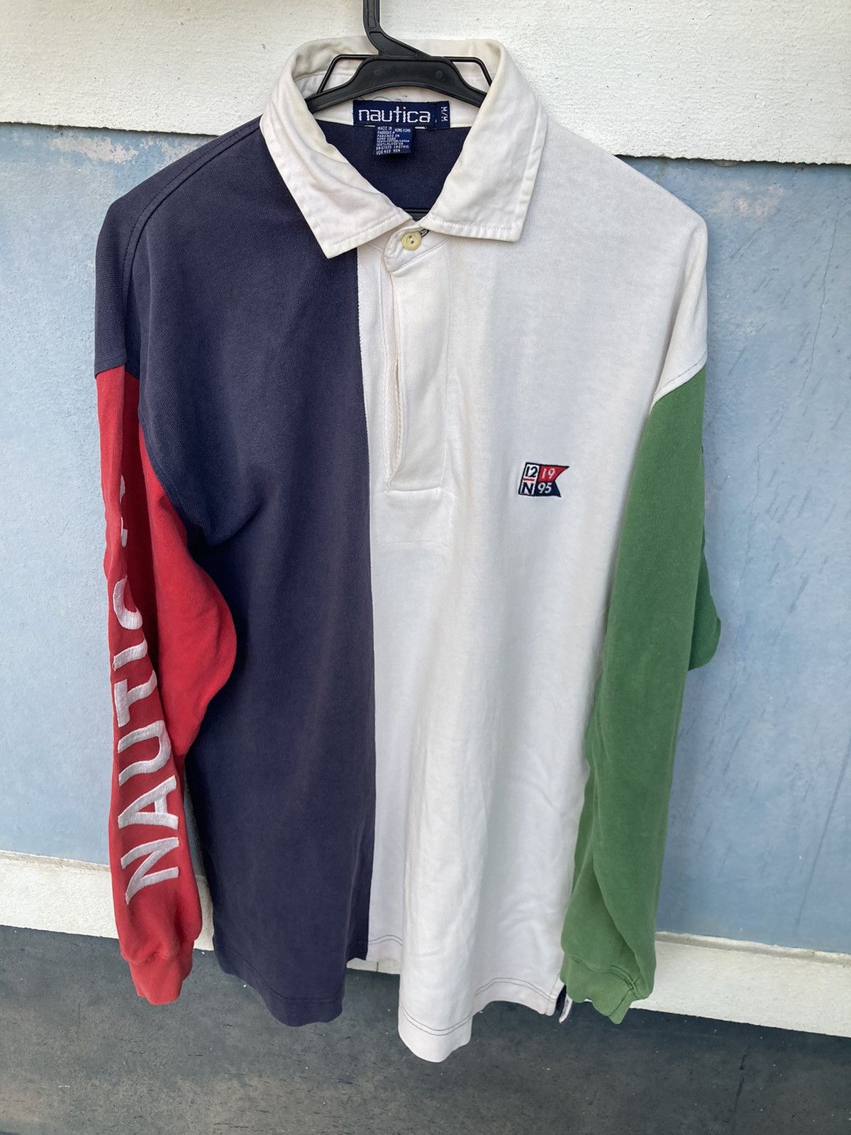 image of Nautica Sailing Sport Long Sleeve in Black/Blue, Men's (Size Medium)