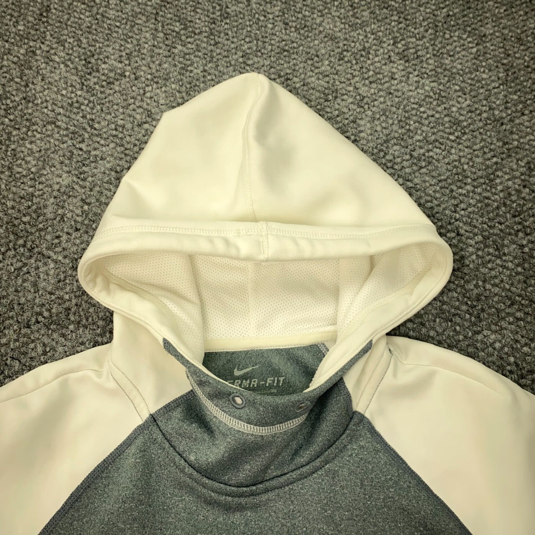 Nike Nike Therma-Fit Womens Hoodie S Red Sweatshirt Swoosh Pocket Colorblock Size S / US 4 / IT 40 - 4 Thumbnail