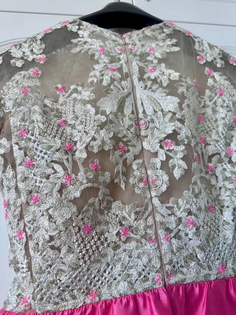 Valentino Valentino Floral beaded embroidered sequin dress Size S / US 4 / IT 40 - 7 Thumbnail