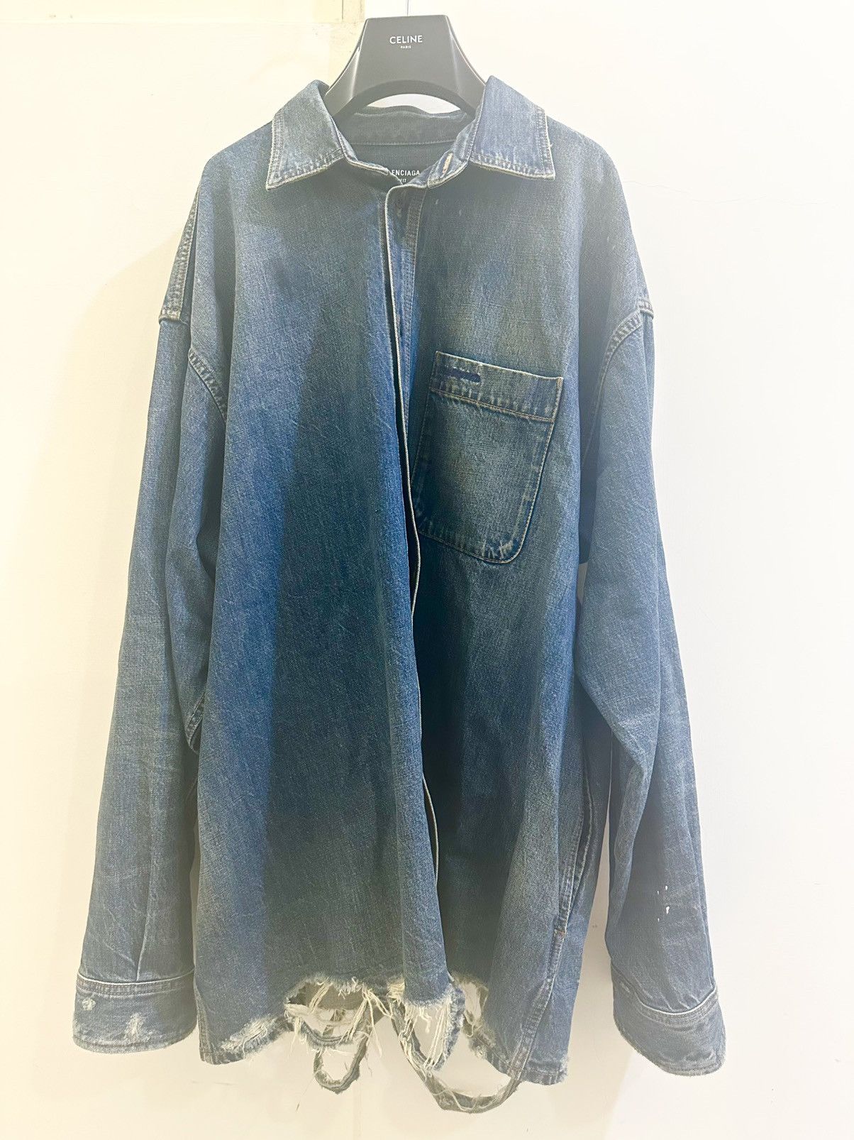 Balenciaga Balenciaga Embroidered Logo Oversized Denim Shirt - Size XS Size US XS / EU 42 / 0 - 1 Thumbnail