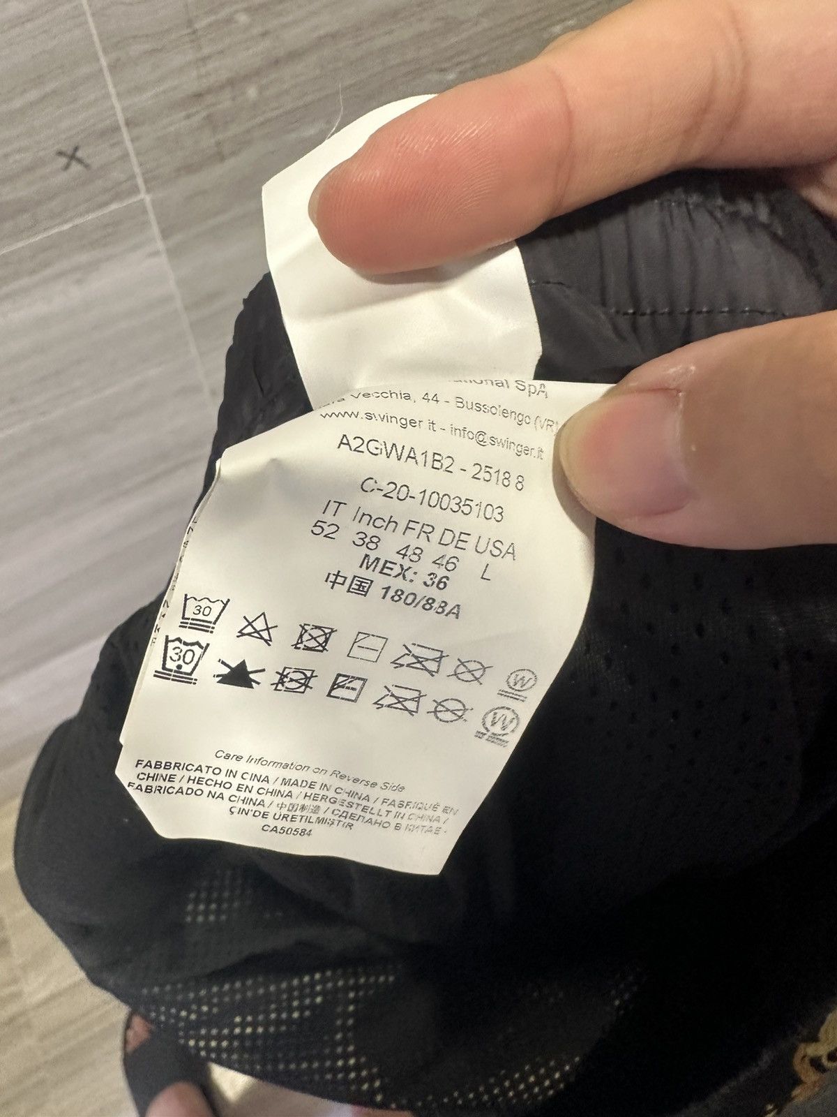 Versace Jeans Couture Versace luxury track pants Size US 36 / EU 52 - 4 Thumbnail