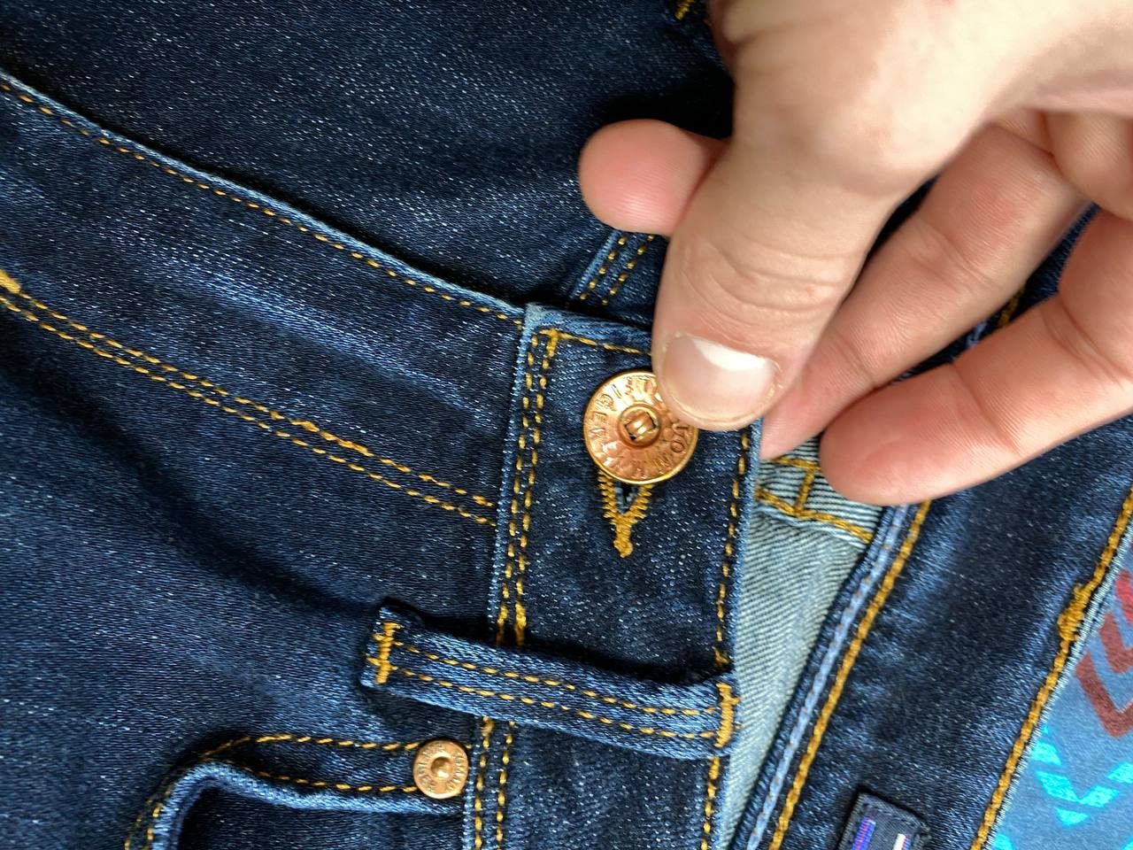 Tommy Hilfiger × Vintage Vintage Flared Bootcut Jeans Tommy Hilfiger Size 26" / US 2 / IT 38 - 4 Thumbnail
