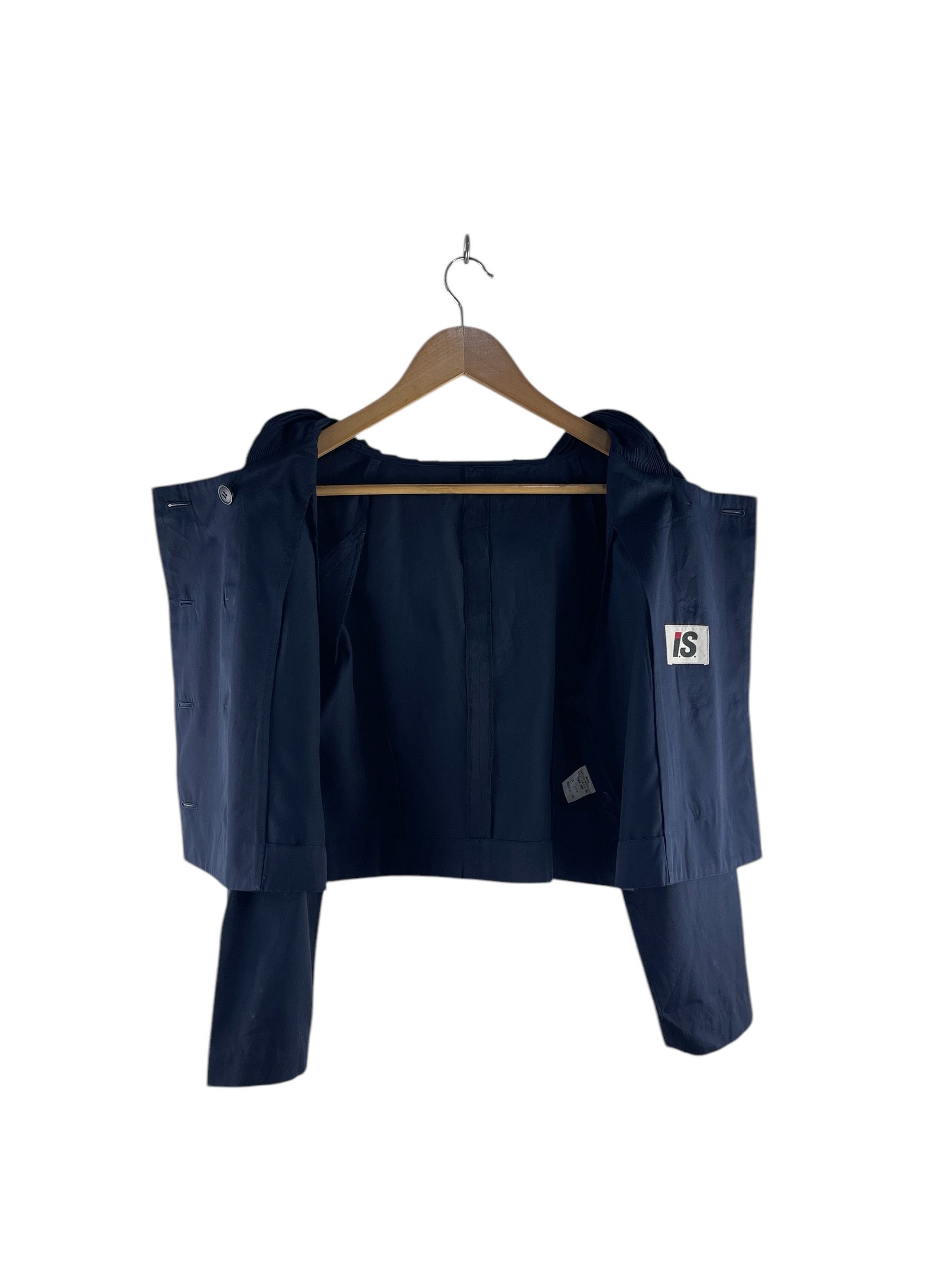 Issey Miyake Vintage Issey Miyake Cropped Hoodies Pleated Jacket Size XS / US 0-2 / IT 36-38 - 4 Thumbnail