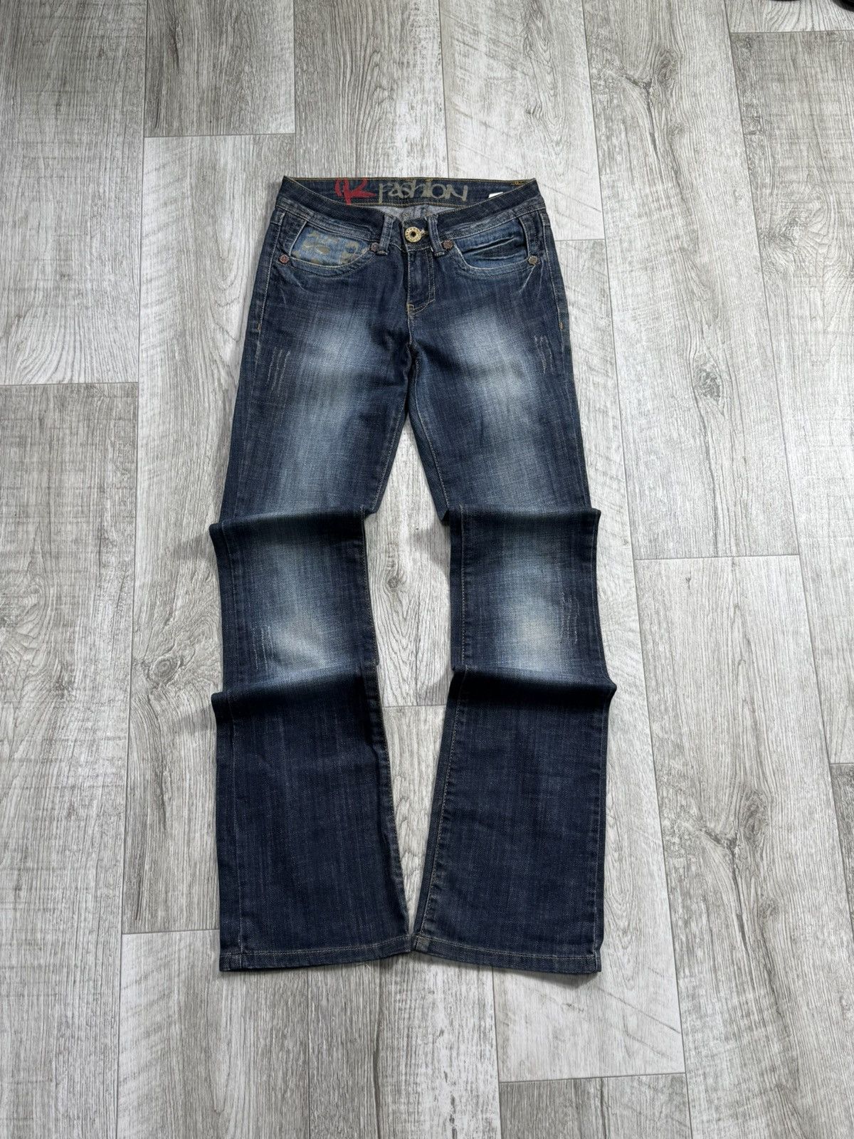 Japanese Brand Japanese brand feared jeans Y2K big logo streetwear crazy Size US 27 - 7 Thumbnail