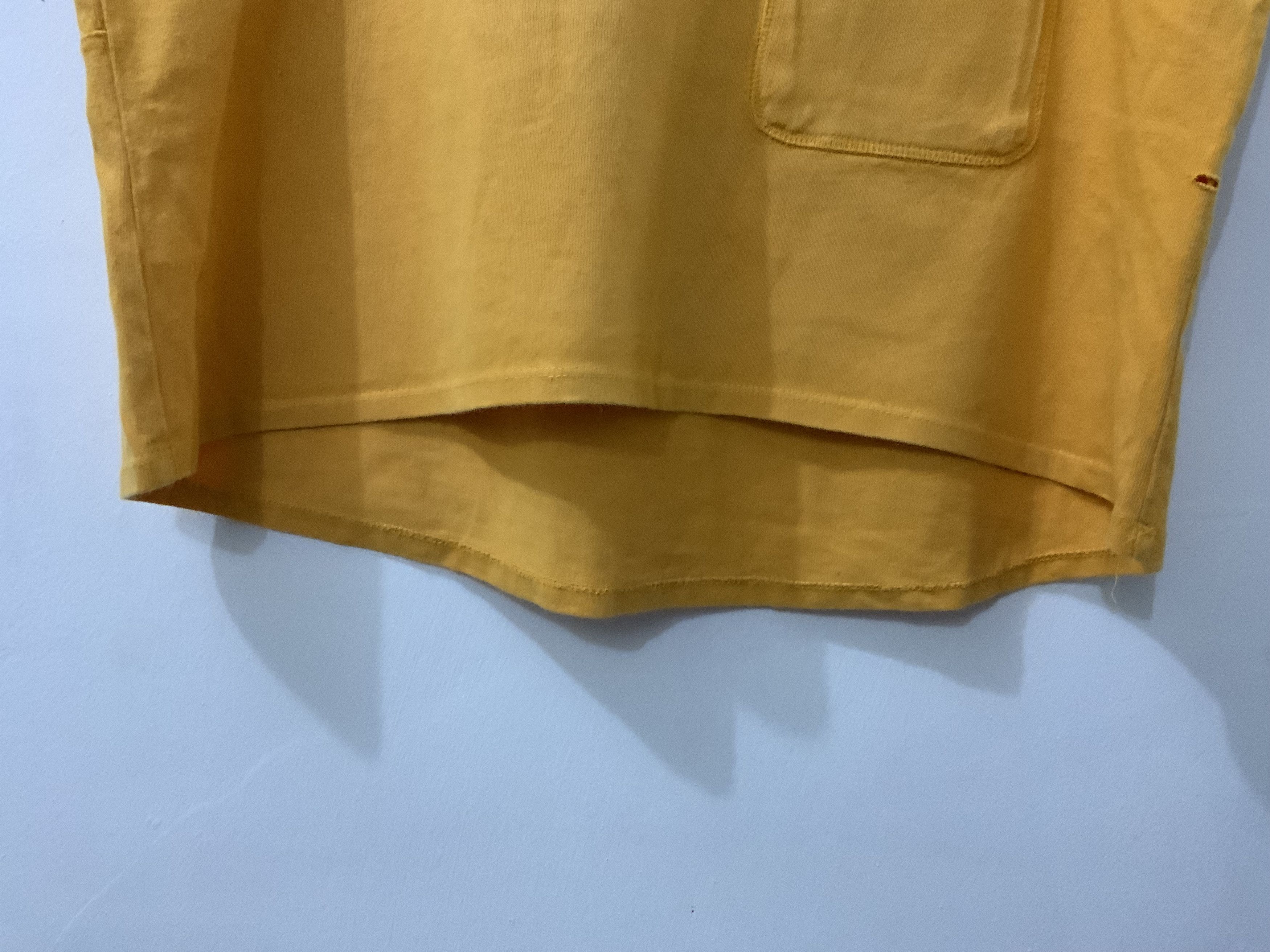 Avirex Avirex MFG Yellow Embroidered with chest pocket Tee Size US M / EU 48-50 / 2 - 5 Thumbnail