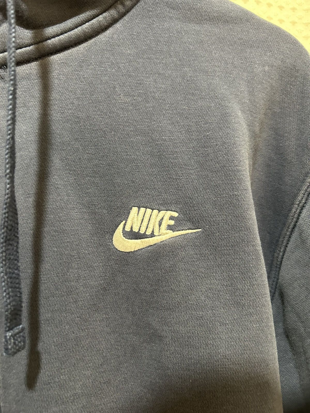 Nike ☀️NAVY NIKE HOODIE VINTAGE Y2K☀️ Size US L / EU 52-54 / 3 - 3 Thumbnail