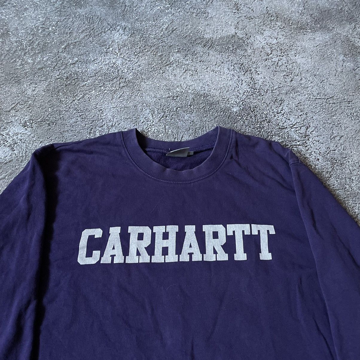 Vintage Vintage 90s Carhartt Faded Logo Crewneck Streetwear Boxy L Size US L / EU 52-54 / 3 - 5 Thumbnail
