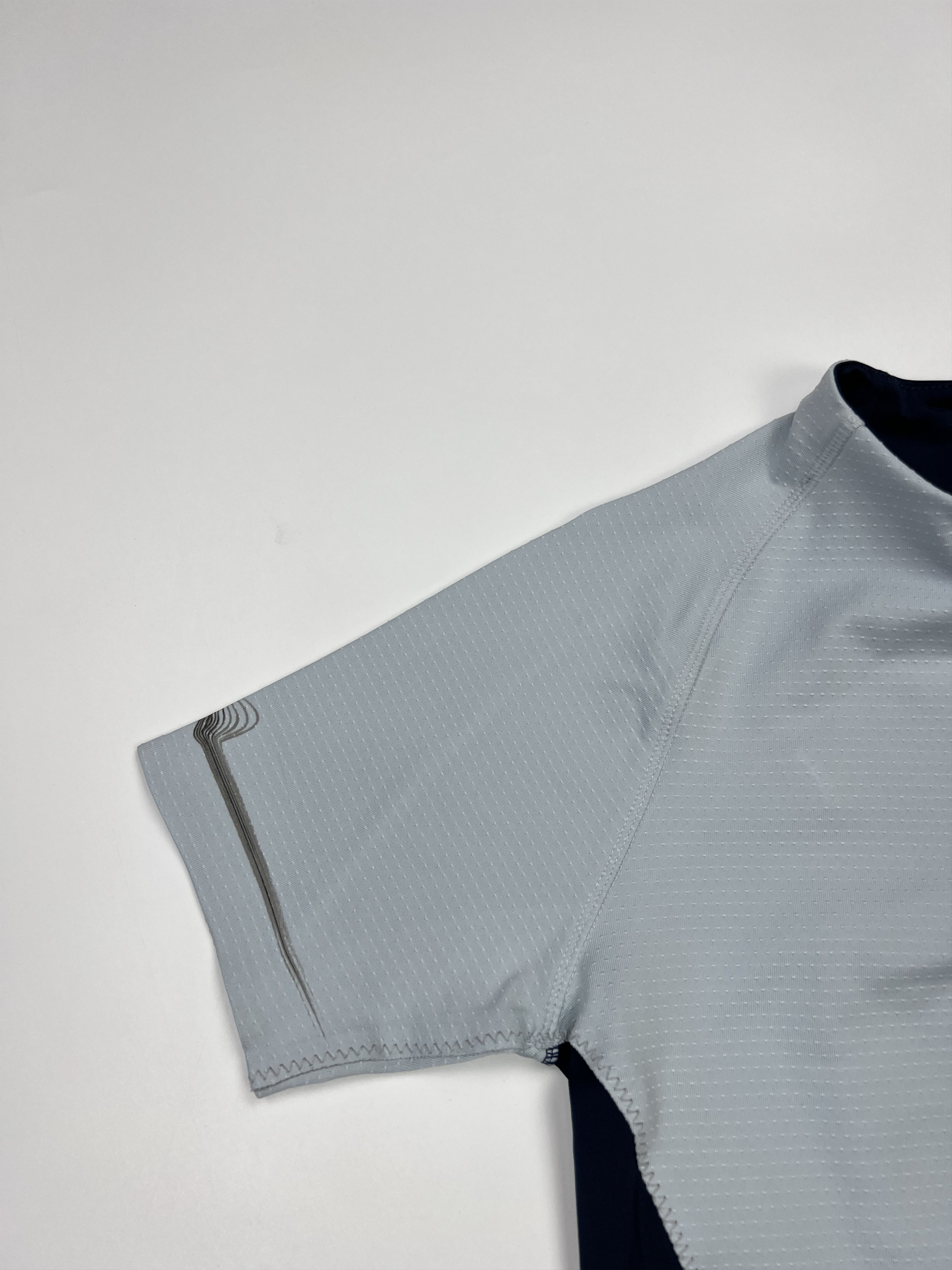 Nike × Vintage Vintage Y2K Nike Sphere React Rare Cycling Jersey Swoosh Size M / US 6-8 / IT 42-44 - 6 Thumbnail