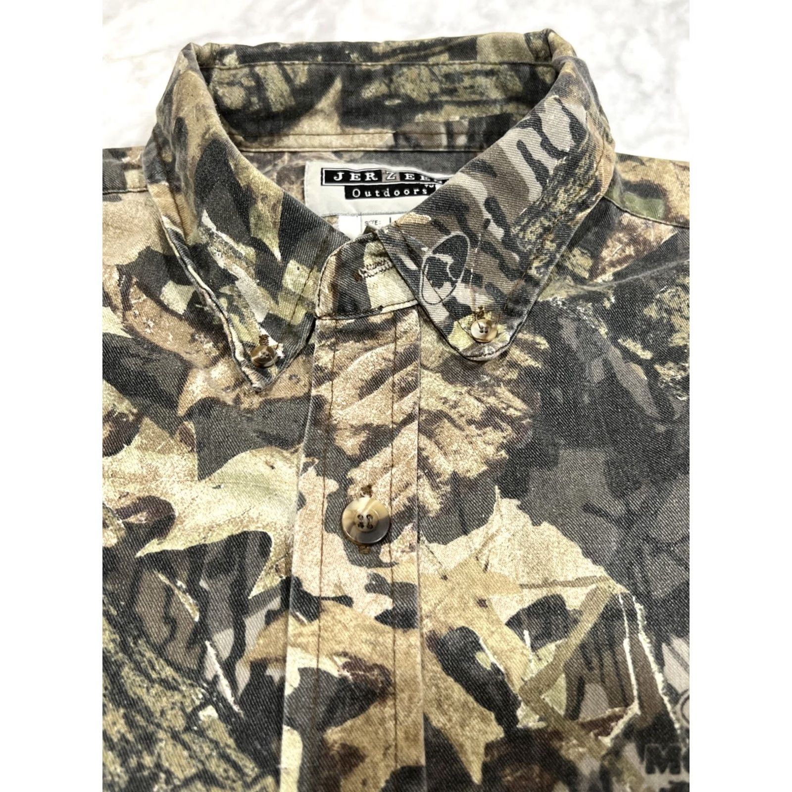 Jerzees Jerzees Outdoor Mossy Oak Forest Floor Button Down Shirt Men L Long Sleeves Nepal Size US L / EU 52-54 / 3 - 5 Thumbnail
