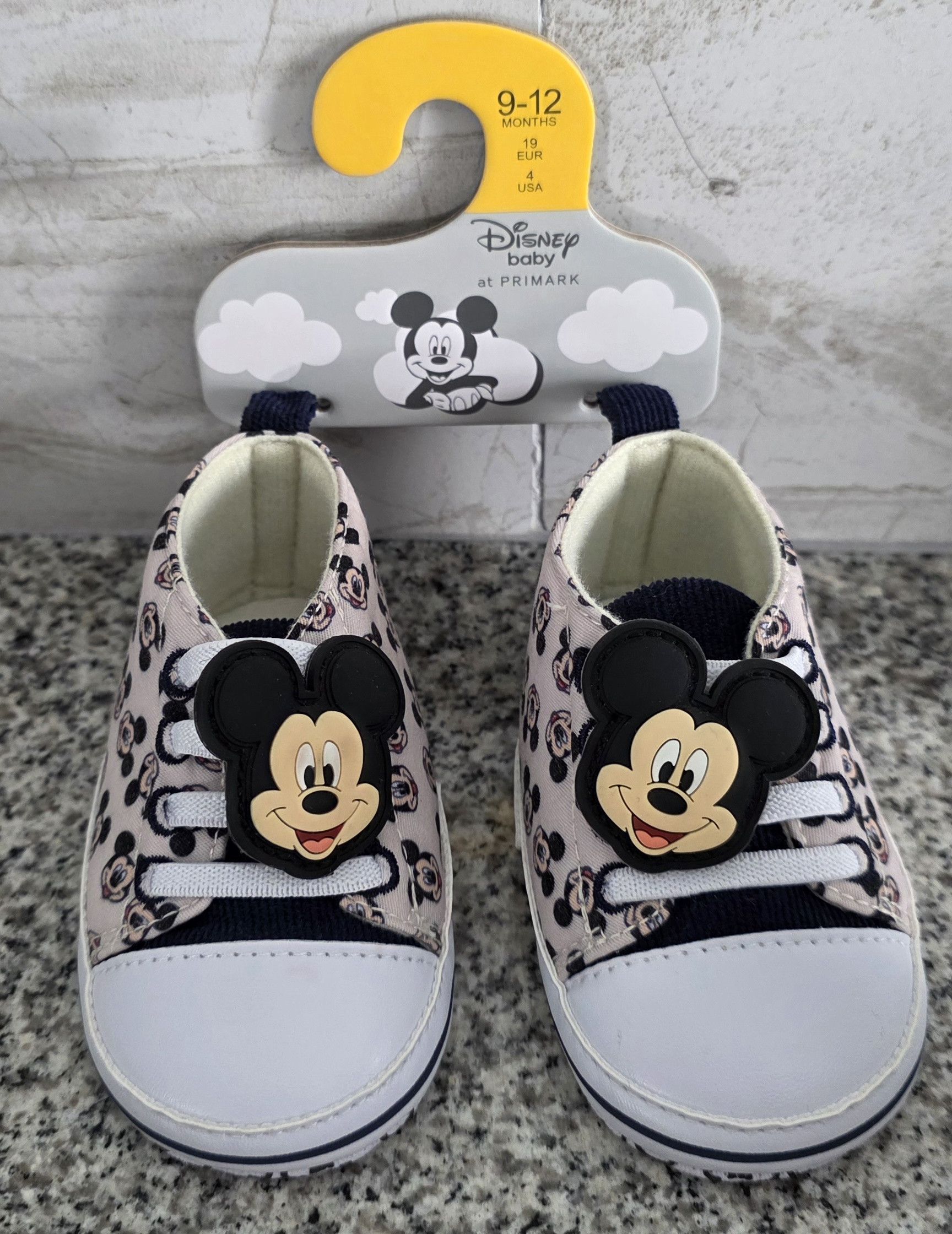 Disney NWT Primark Disney Baby Mickey Mouse Shoes 9-12 Months Size US 5 / EU 37 - 1 Thumbnail