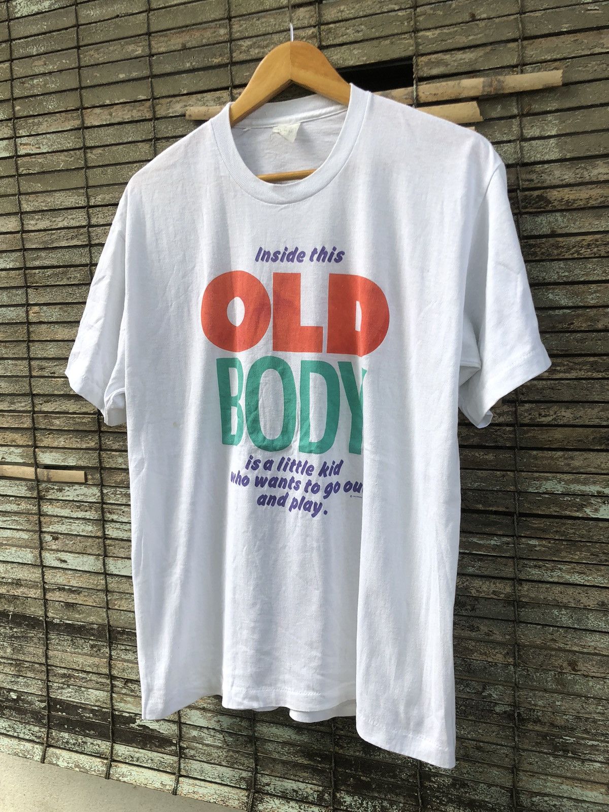 Vintage 🔥Vintage 80s🔥Hallmarks Cards Inc OLD BODY Tshirts Size US XL / EU 56 / 4 - 3 Thumbnail