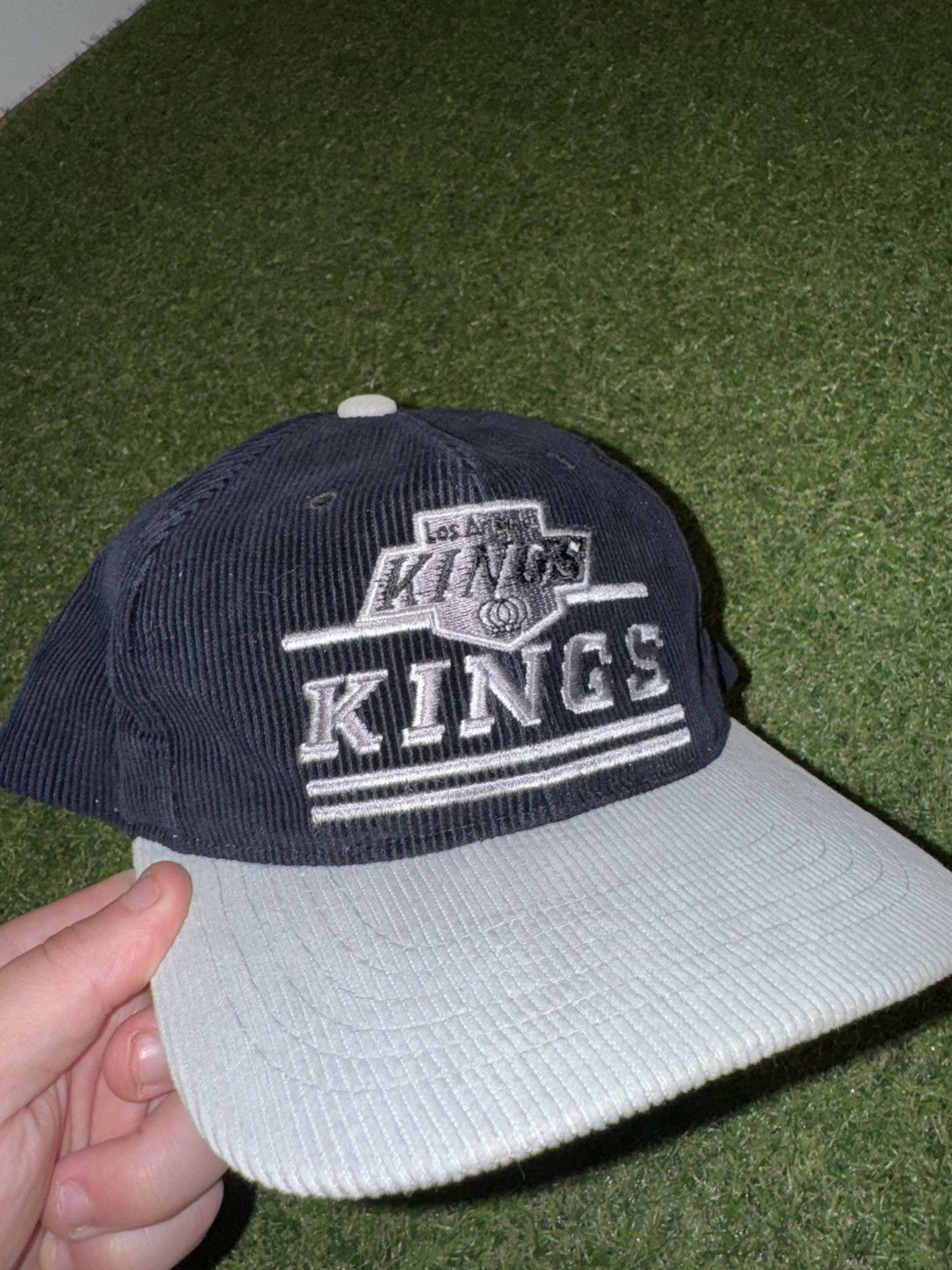 NHL LA Kings corduroy hat Size ONE SIZE - 1 Thumbnail