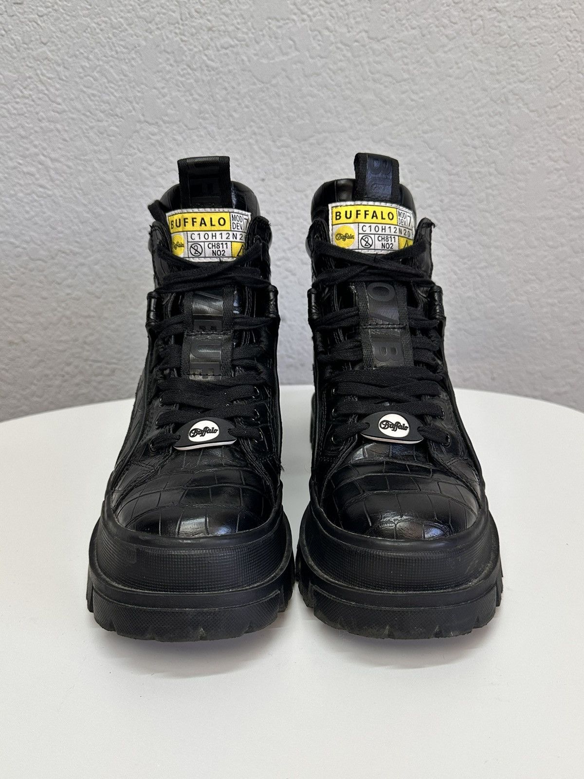 Buffalo London Vintage Buffalo platform black leather boots Ghotic As 98 Size US 9 / IT 39 - 2 Thumbnail