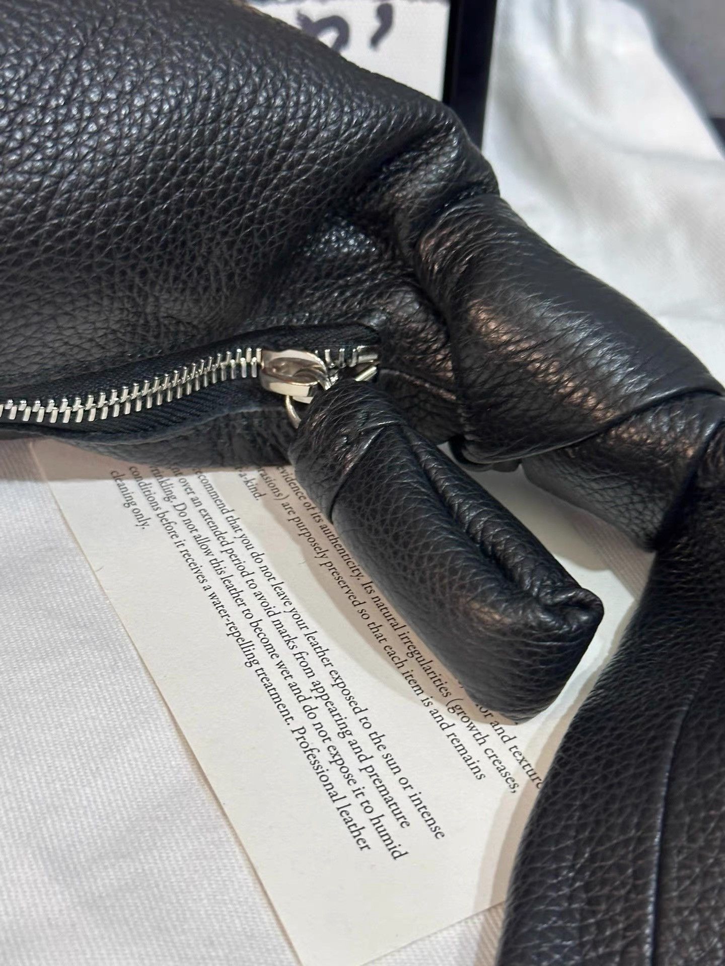 Lemaire Lemaire 24FW Black Grained Calfskin Small Croissant Bag K34 Size ONE SIZE - 8 Thumbnail