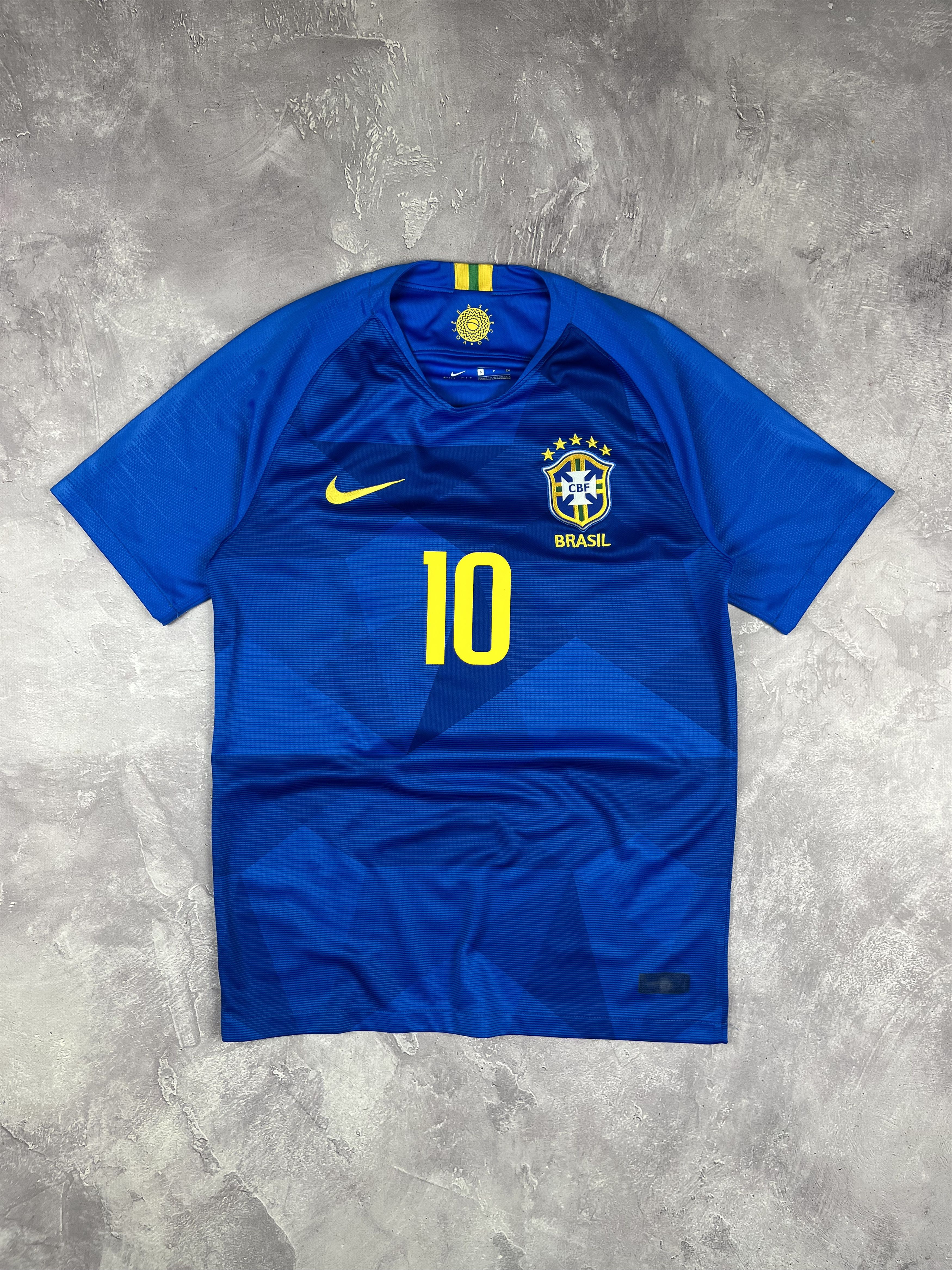 Nike BRAZIL 2018 2019 AWAY FOOTBALL SHIRT NIKE TEAM JERSEY Size US S / EU 44-46 / 1 - 1 Thumbnail