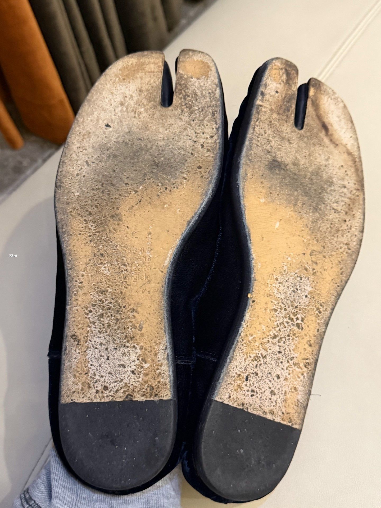 Maison Margiela Maison Margiela Blue Velvet Tabi Shoes Size US 8 / EU 41 - 4 Thumbnail