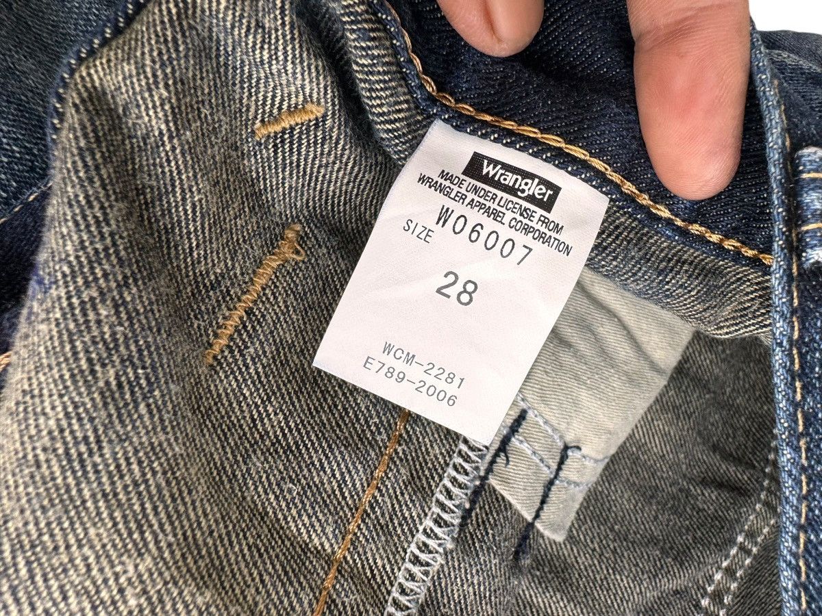 Le Grande Bleu (L.G.B.) × Wrangler ⚡️⚡️Japanese Brand Distressed Wrangler Double Waist Jeans Size US 30 / EU 46 - 12 Thumbnail