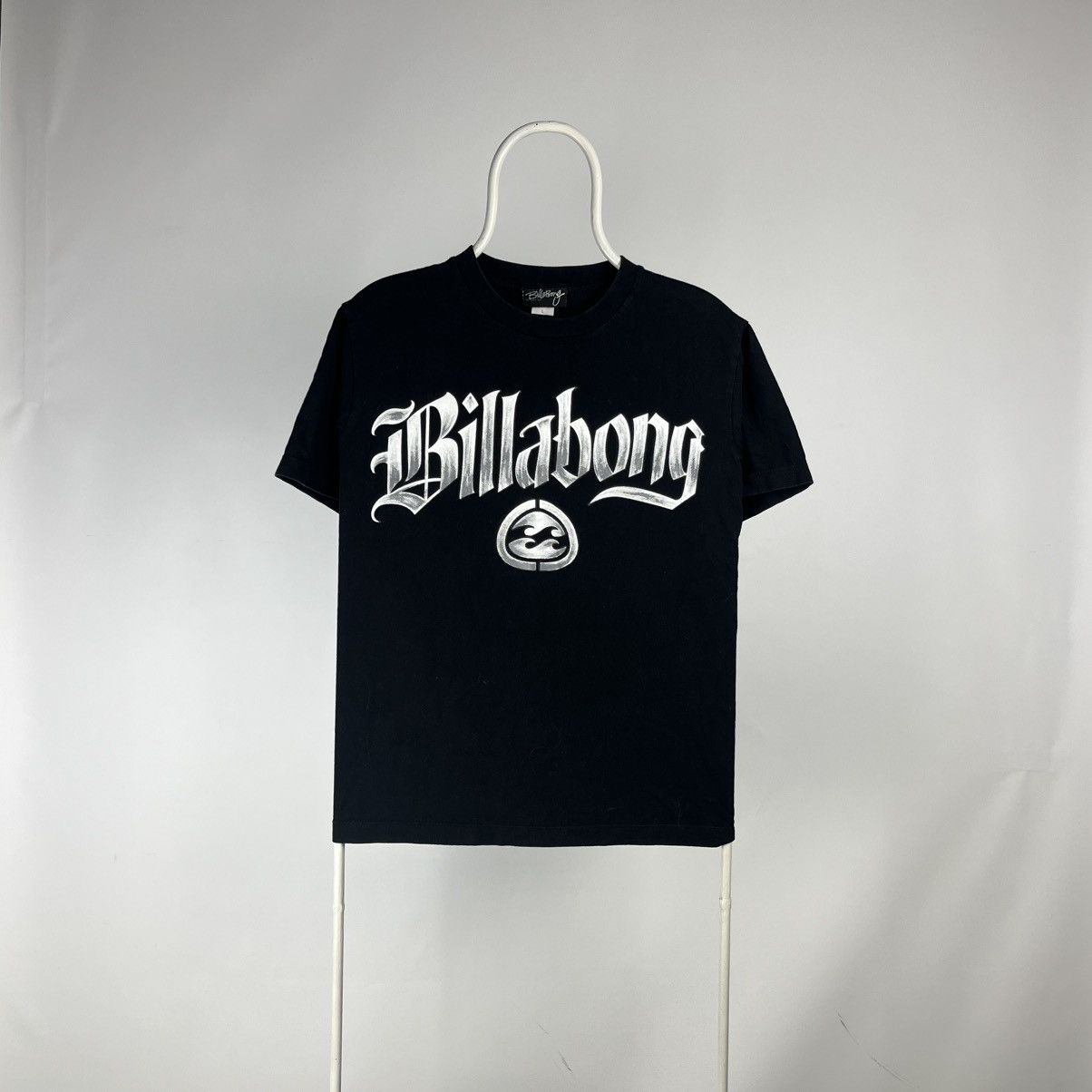 Billabong Vintage Billabong Tshirt size Large Size US L / EU 52-54 / 3 - 1 Thumbnail