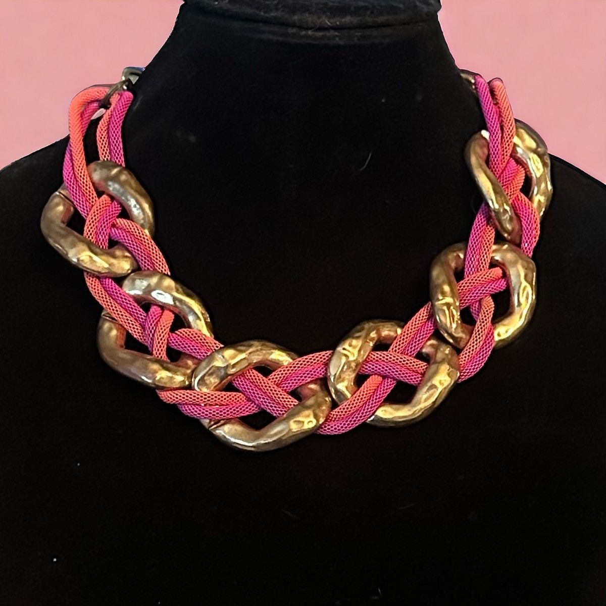 Other Chunky link woven pink and orange mesh chain collar necklace Size ONE SIZE - 1 Thumbnail