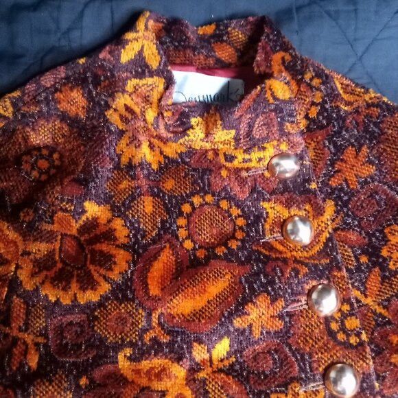 Other Vintage Denmark's Floral Chenille Pattern Wool Cape Cloak Size XL / US 12-14 / IT 48-50 - 1 Thumbnail