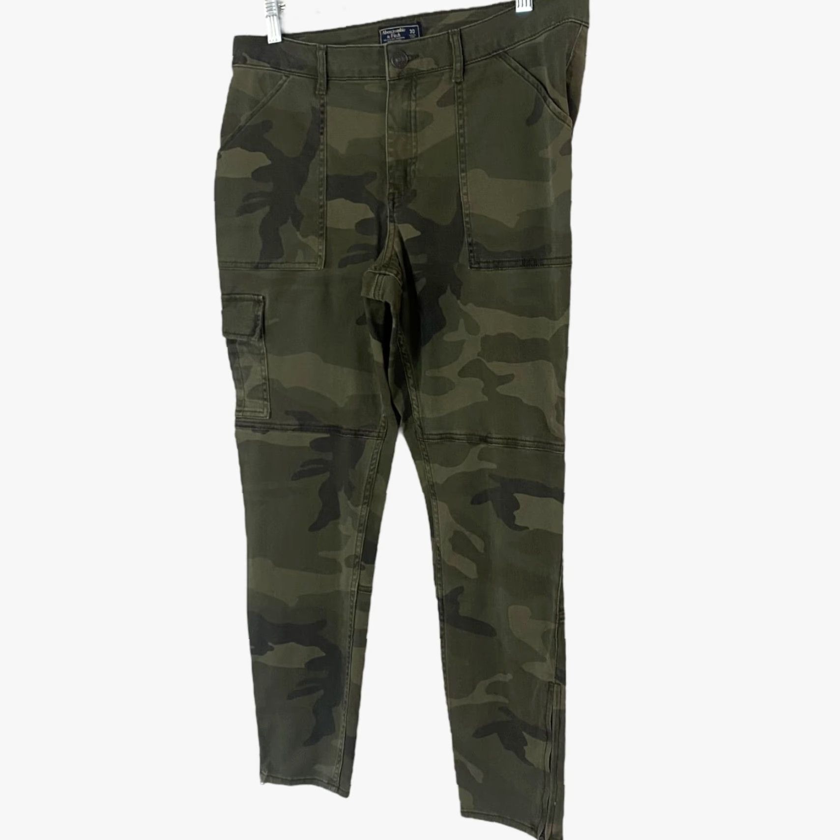 Abercrombie & Fitch Abercrombie & Fitch Cargo Skinny Ankle-Zip Pants Women's Size 30 Green Camo Size 30" / US 8 / IT 44 - 2 Thumbnail