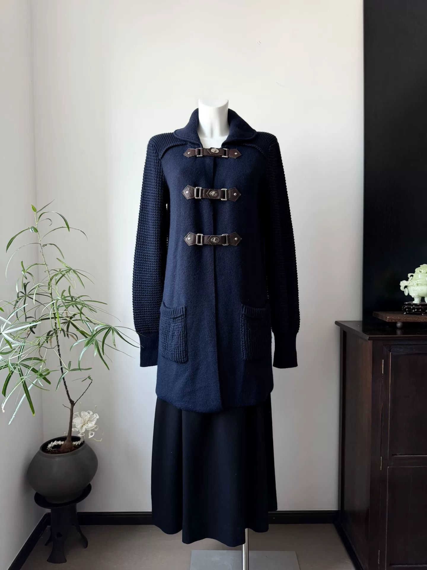 Sportmax SPORTMAX Navy Leather Button Knit Cardigan Size M / US 6-8 / IT 42-44 - 1 Thumbnail