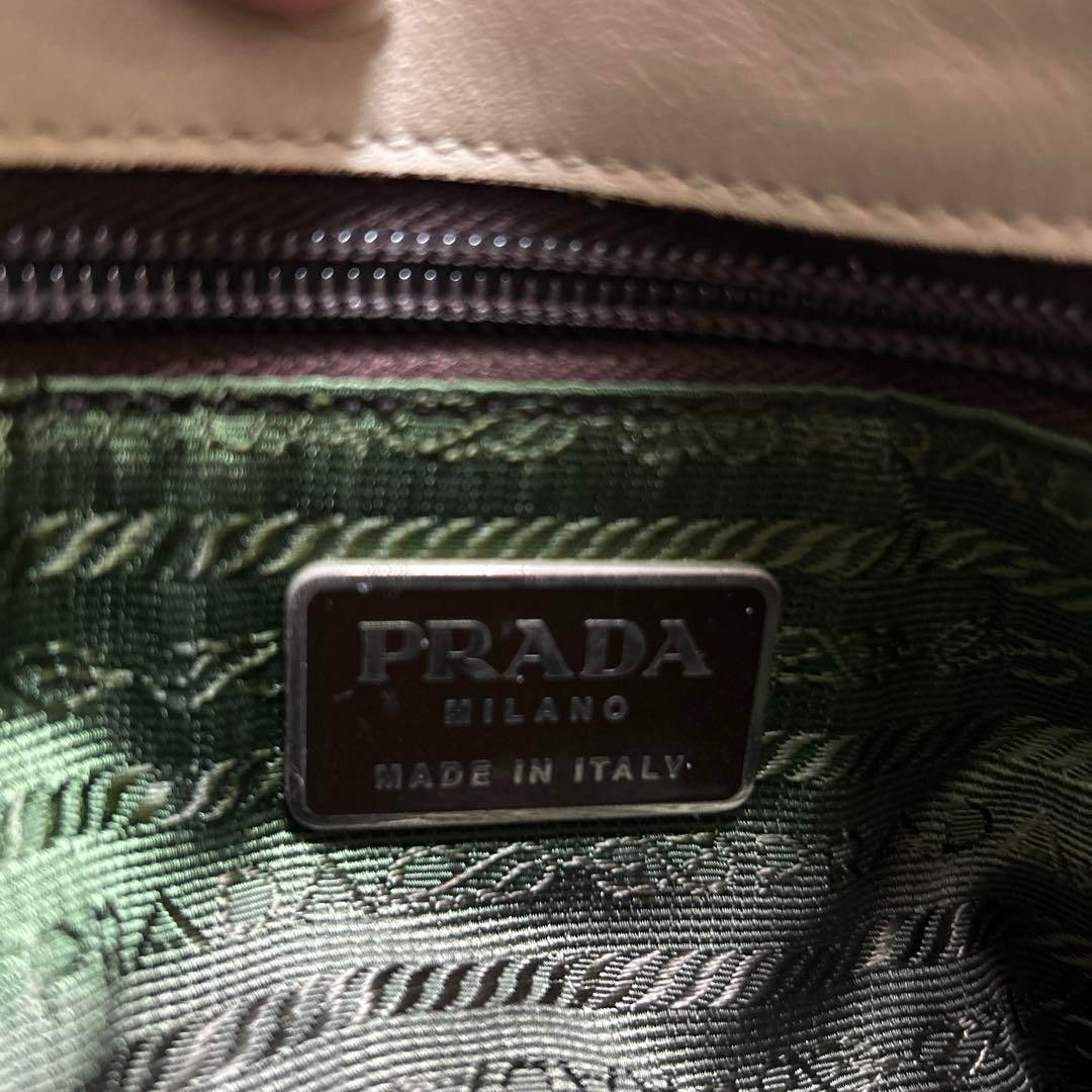 Prada Prada - Vitello Verni Lavanda White Leather Shoulder Bag Size ONE SIZE - 7 Thumbnail