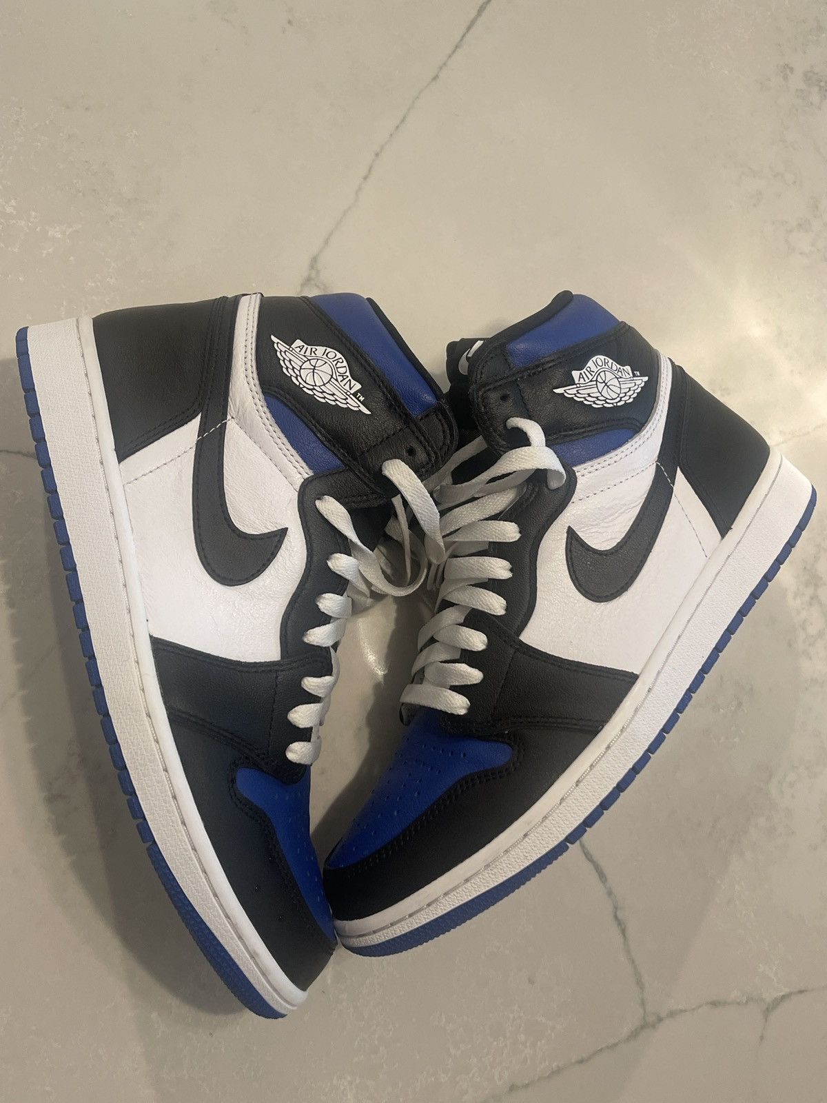 Jordan Brand × Nike Jordan 1 Retro Royal Toe Size US 10 / EU 43 - 4 Thumbnail