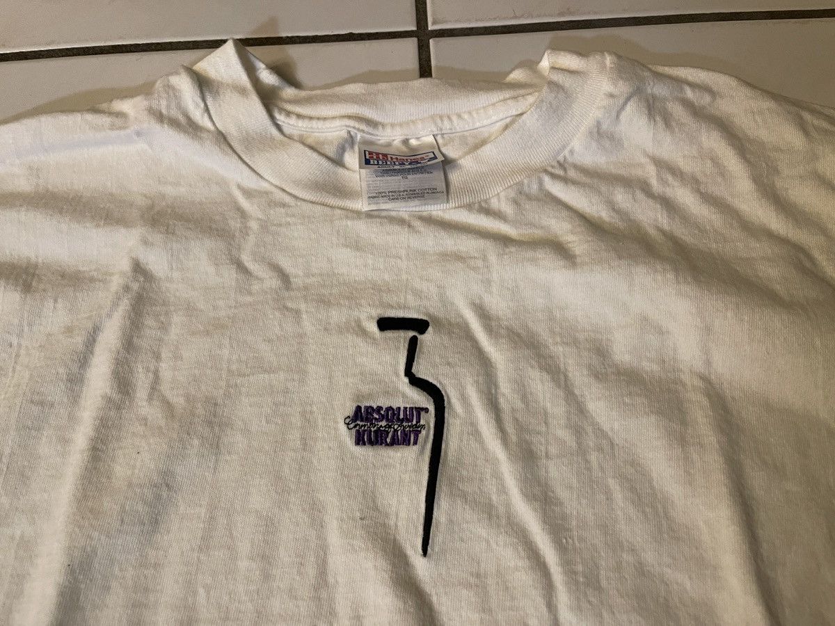Vintage Vintage Absolut Vodka T Shirt XL Kurant Country of Sweden Size US XL / EU 56 / 4 - 2 Thumbnail