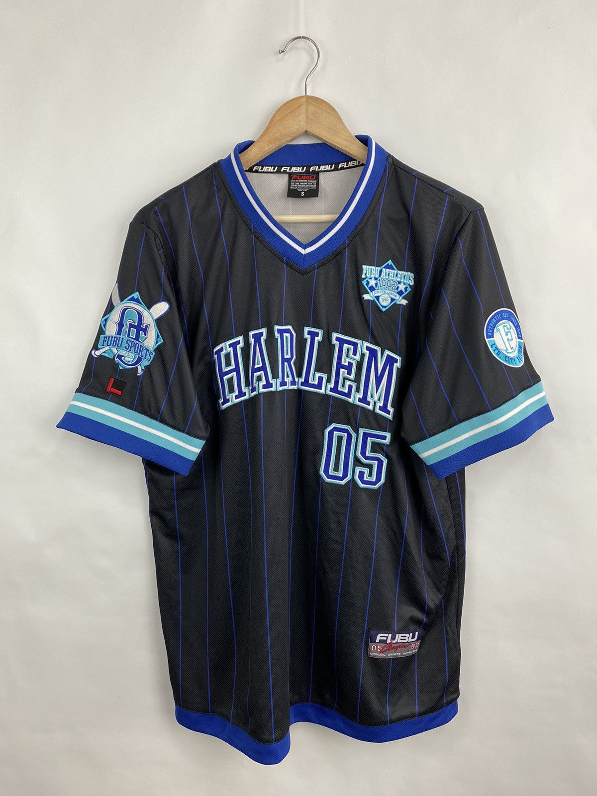 Fubu 🇺🇸 Vintage 90s Fubu Harlem 05 Baseball Stussy Style t-shirt Size US M / EU 48-50 / 2 - 2 Thumbnail
