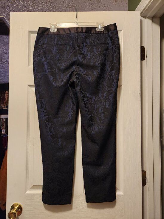 Chicos Chico's (black label) womens 100%polyester soiree pants 2/28 Size 26" / US 2 / IT 38 - 3 Thumbnail