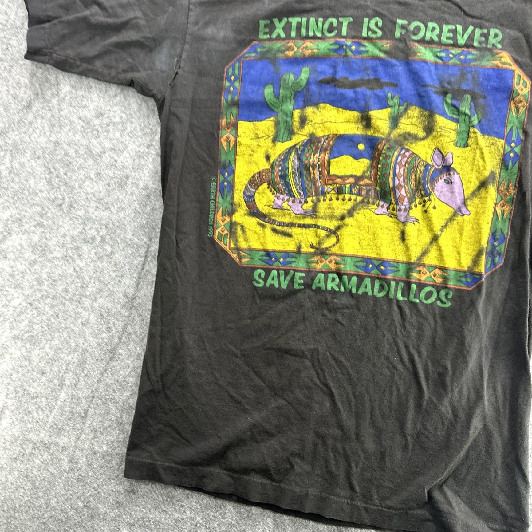 Vintage VINTAGE Earth Children Save Armadillos T-Shirt Mens Medium Black 90s Armadillo Graphic Extinct Is Forever Mens Size US M / EU 48-50 / 2 - 4 Thumbnail