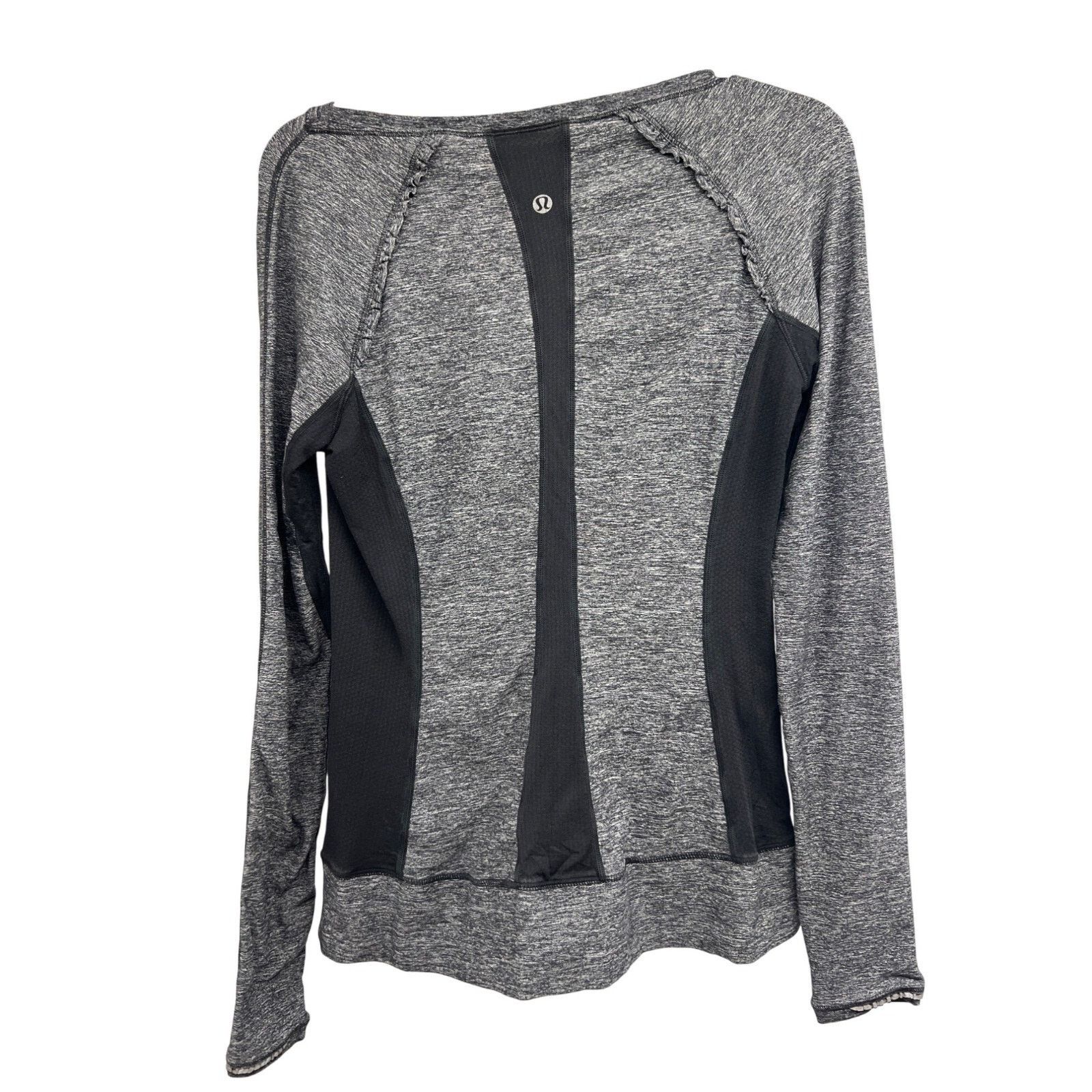 Lululemon Lululemon Gray Black Full Tilt Activewear Top Shirt 8 Medium Size M / US 6-8 / IT 42-44 - 1 Thumbnail