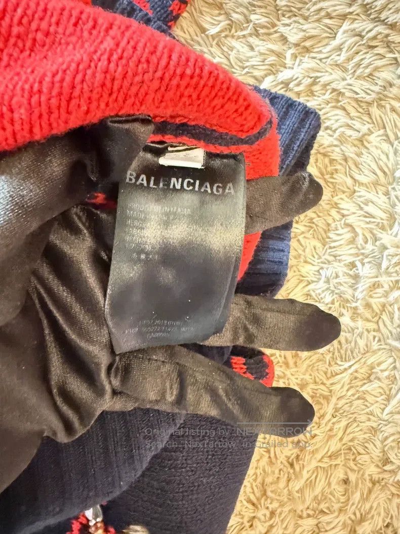 Balenciaga Balenciaga Sweater, Size S, Loose Fit, Classic Black and R Size US S / EU 44-46 / 1 - 6 Thumbnail