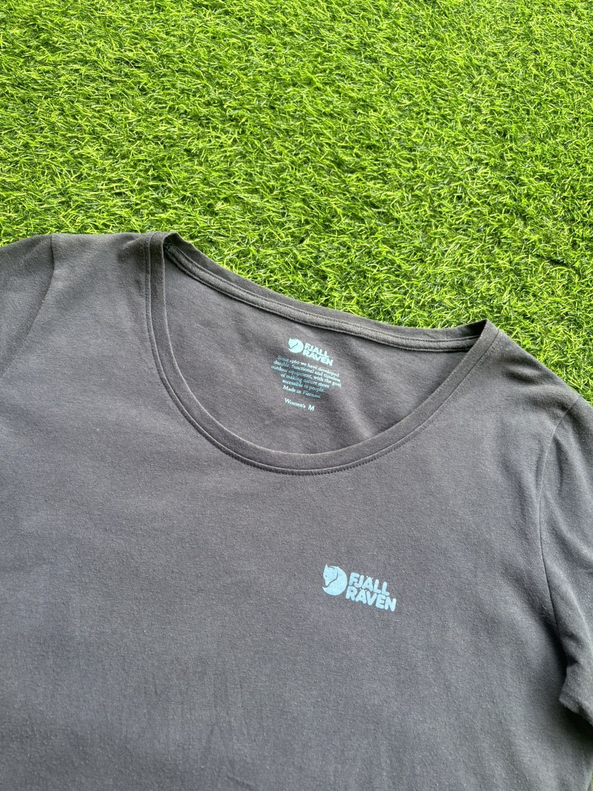 Fjallraven Fjall Raven Women's Tshirt Size M / US 6-8 / IT 42-44 - 3 Thumbnail