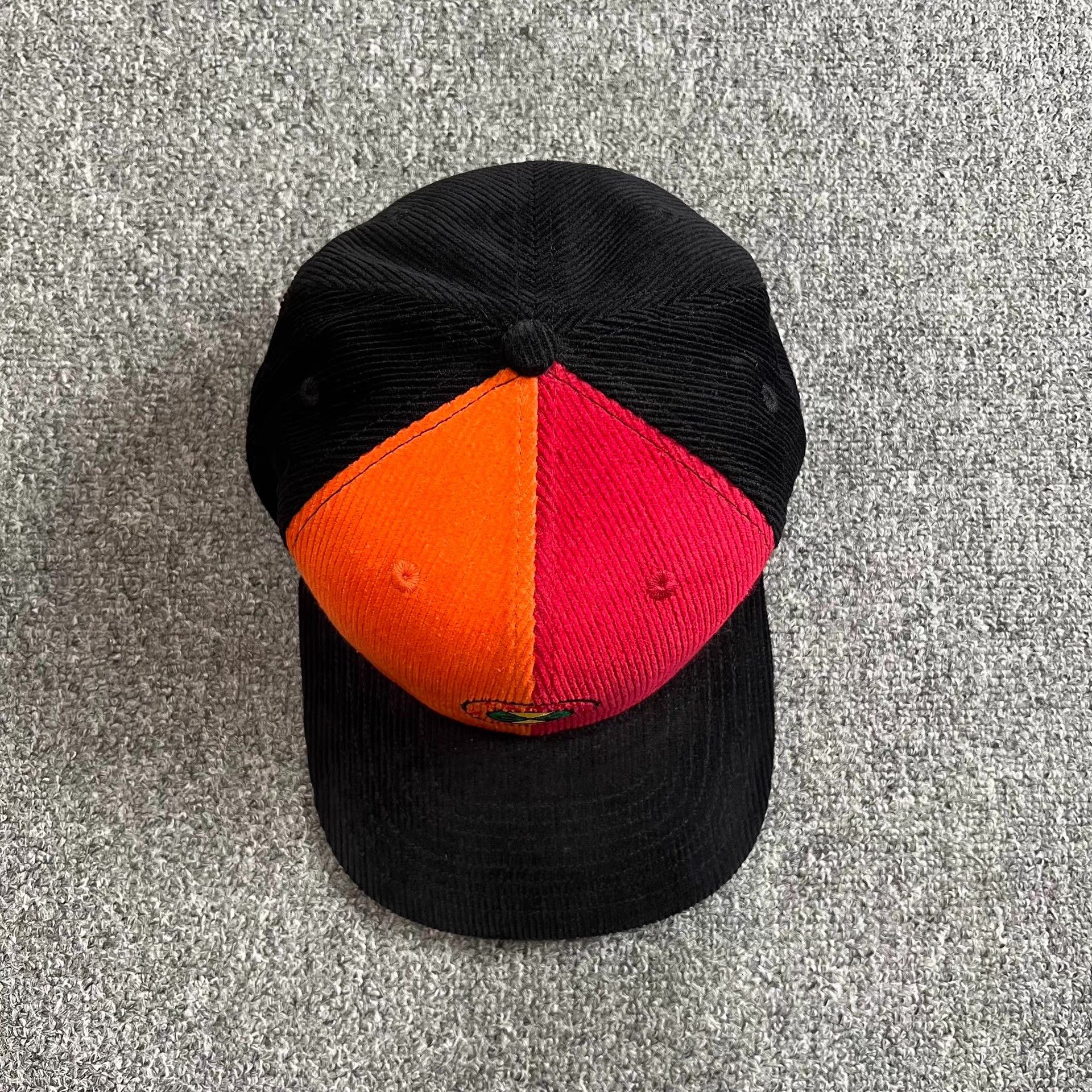 Cross Colours Cross Colours embroidered corduroybrim baseball cap Q7 Size ONE SIZE - 7 Thumbnail