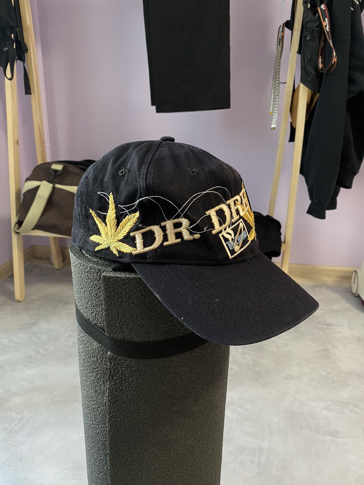 Dr. Dre Vintage 90s Snapback Hat Cap Dr Dre The Chronic Album 1992Y Size ONE SIZE - 2 Thumbnail