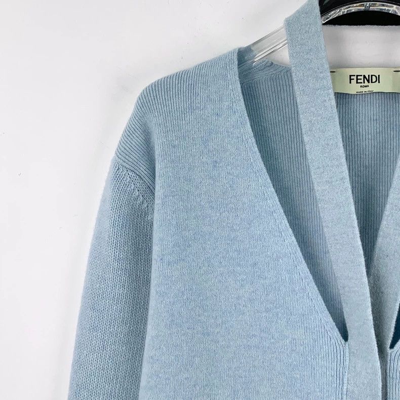 Fendi FENDI Light blue cashmere V-neck halter long-sleeve knit s Size XXS / US 00 / IT 34 - 3 Thumbnail