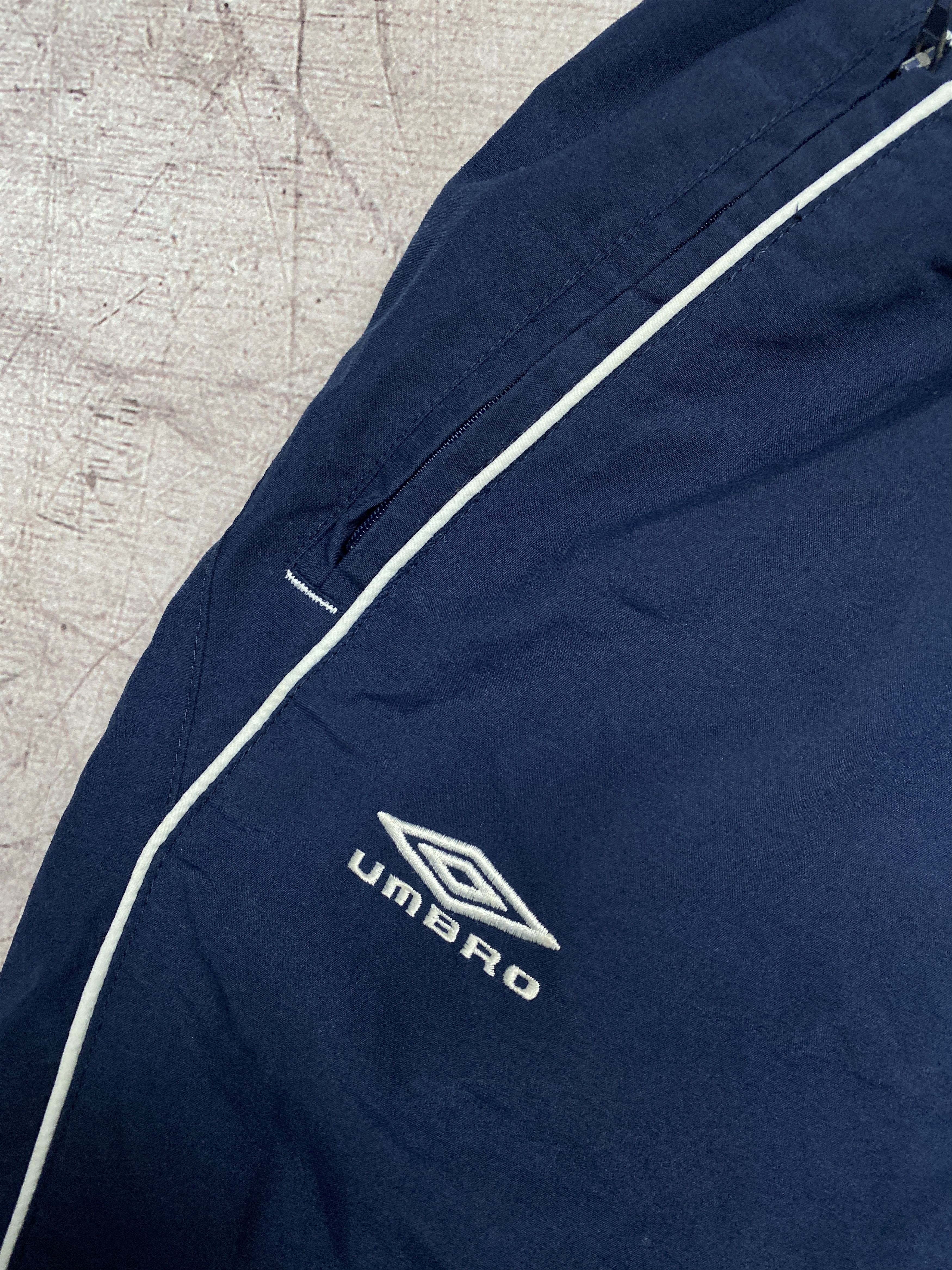 Umbro × Vintage Umbro Vintage Mens Nylon Baggy Pants Drill Style Size US 36 / EU 52 - 3 Thumbnail