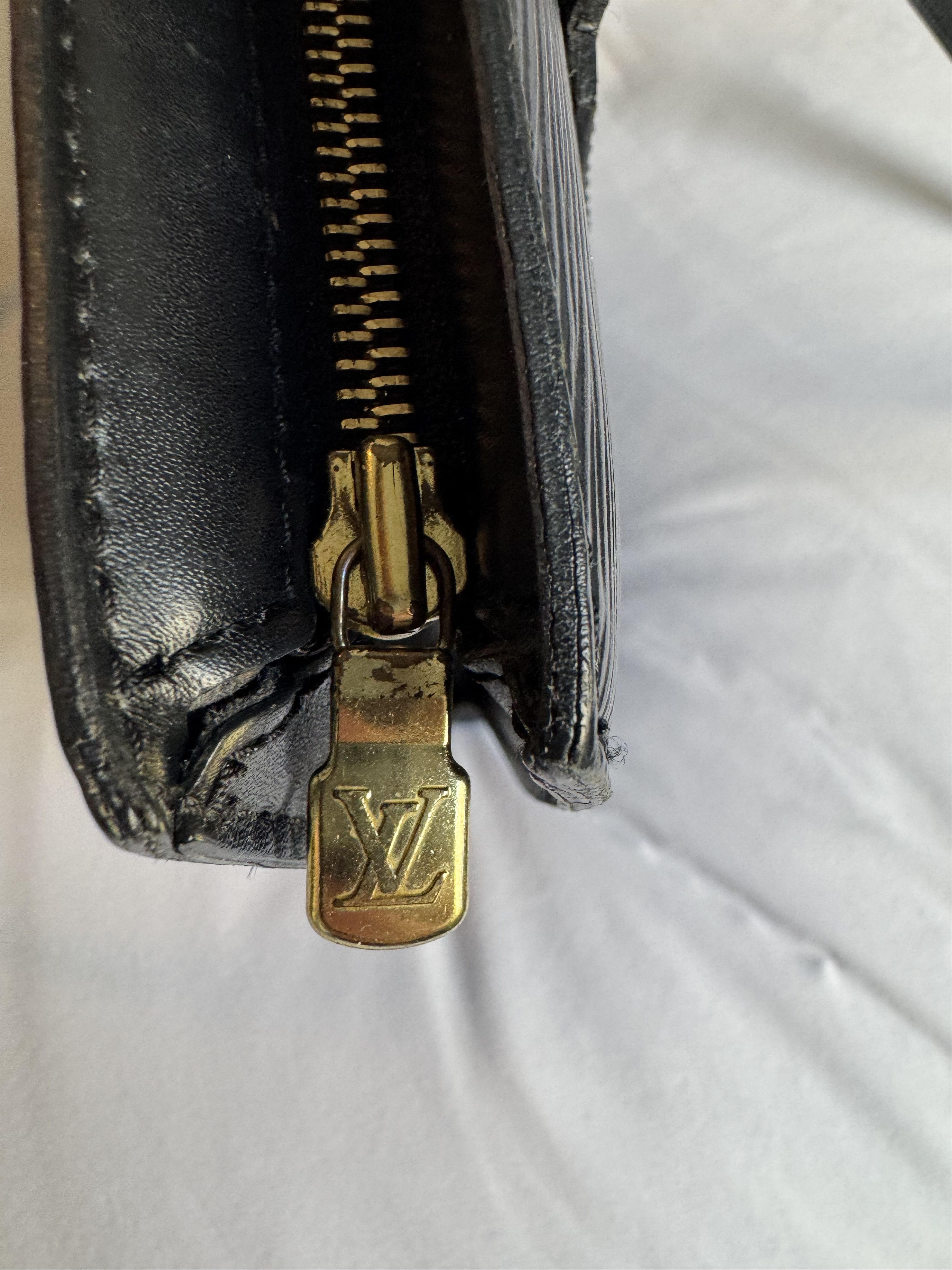 Louis Vuitton Louis Vuitton Saint Jacques Epi Leather Bag Size ONE SIZE - 6 Thumbnail