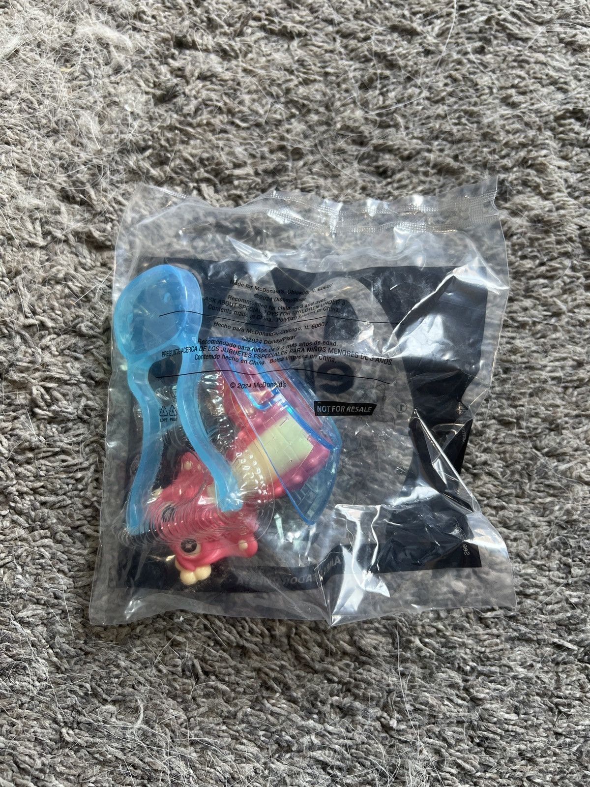 Disney 2024 McDonald’s Disney Pixar Elio Ambassador Questa Size ONE SIZE - 2 Thumbnail