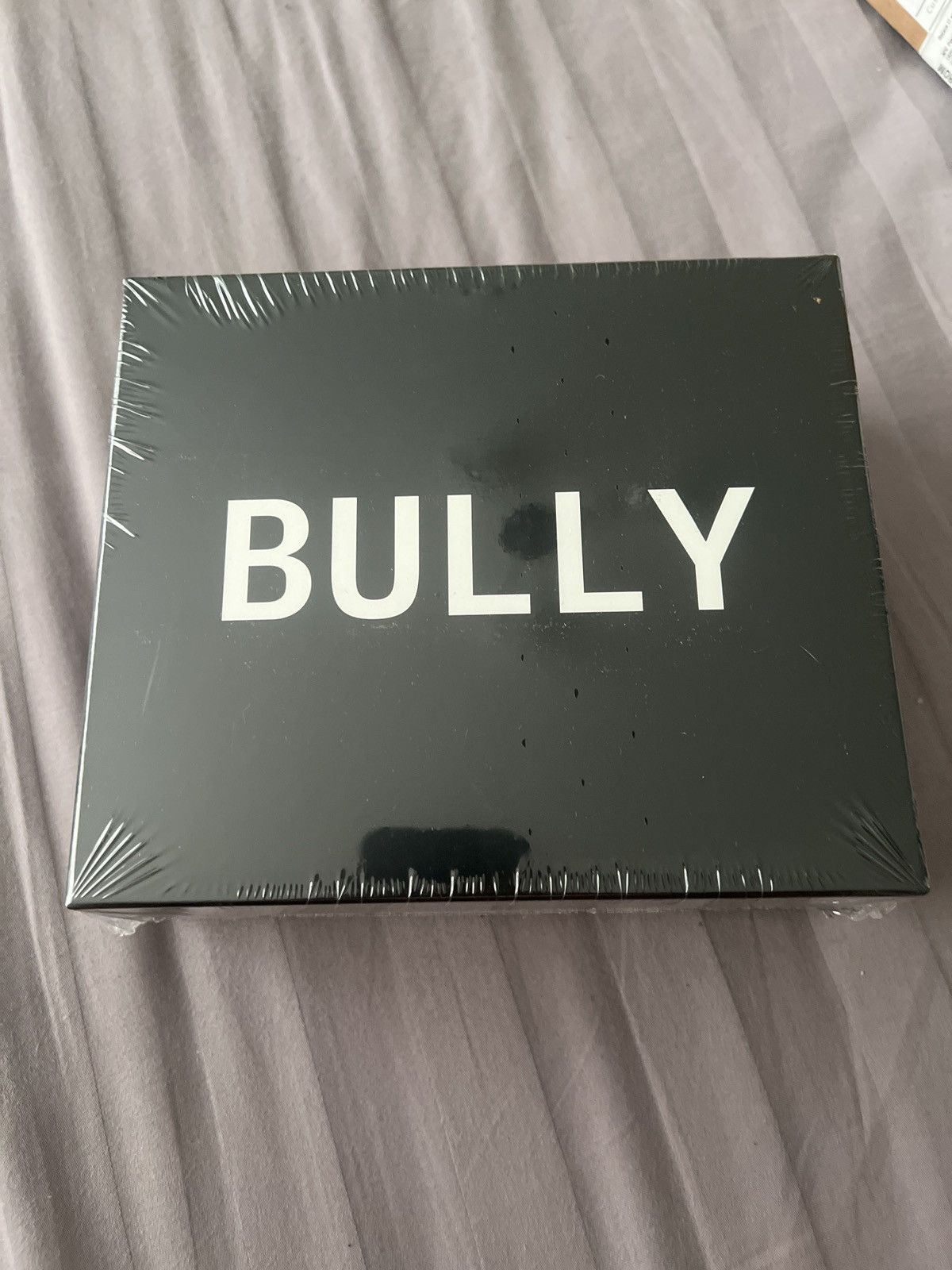 Yeezy Yeezy bully ls-03 box Size US M / EU 48-50 / 2 - 2 Thumbnail