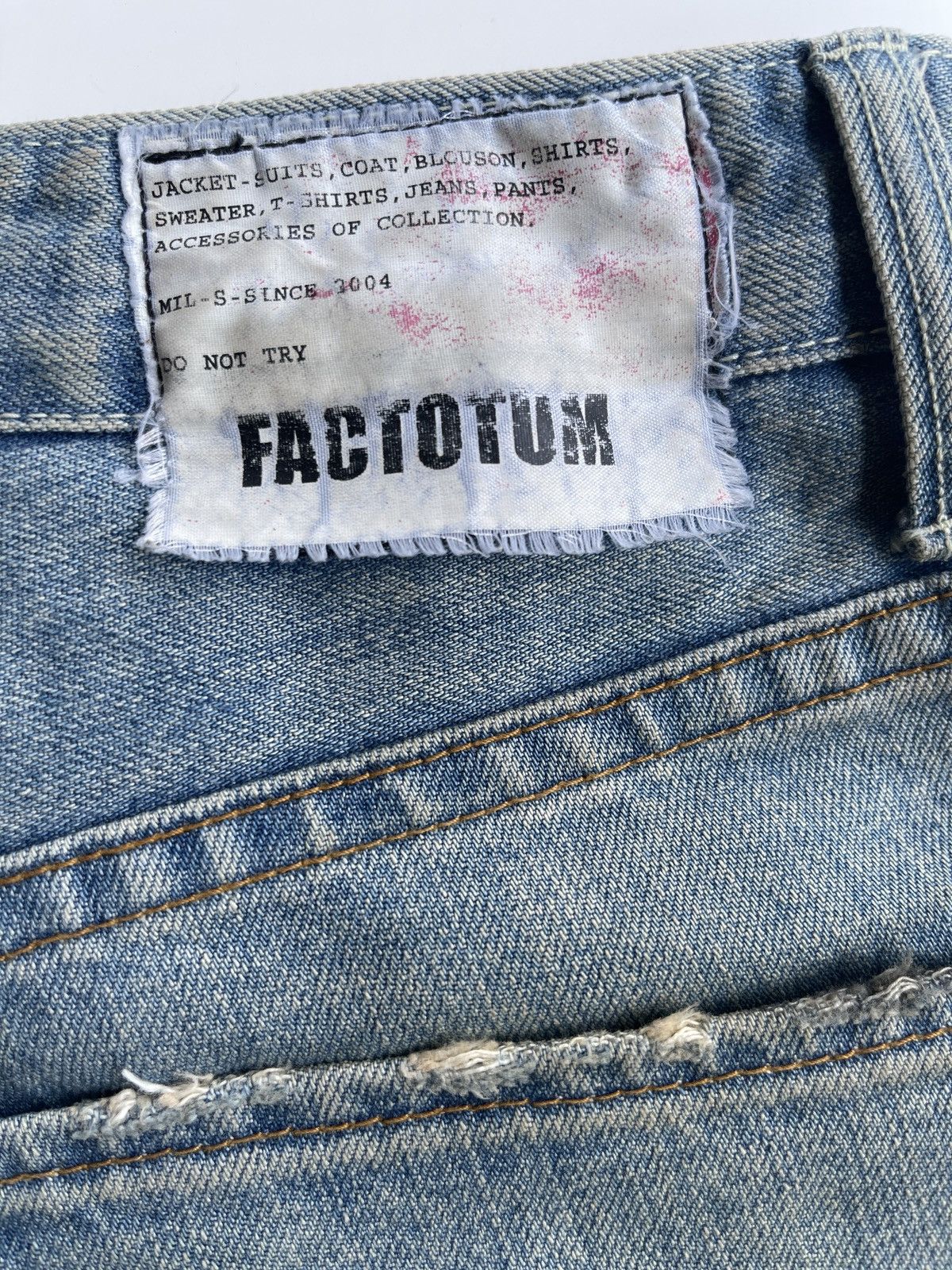 FACTOTUM Factotum Distressed Denim Size US 29 - 11 Thumbnail