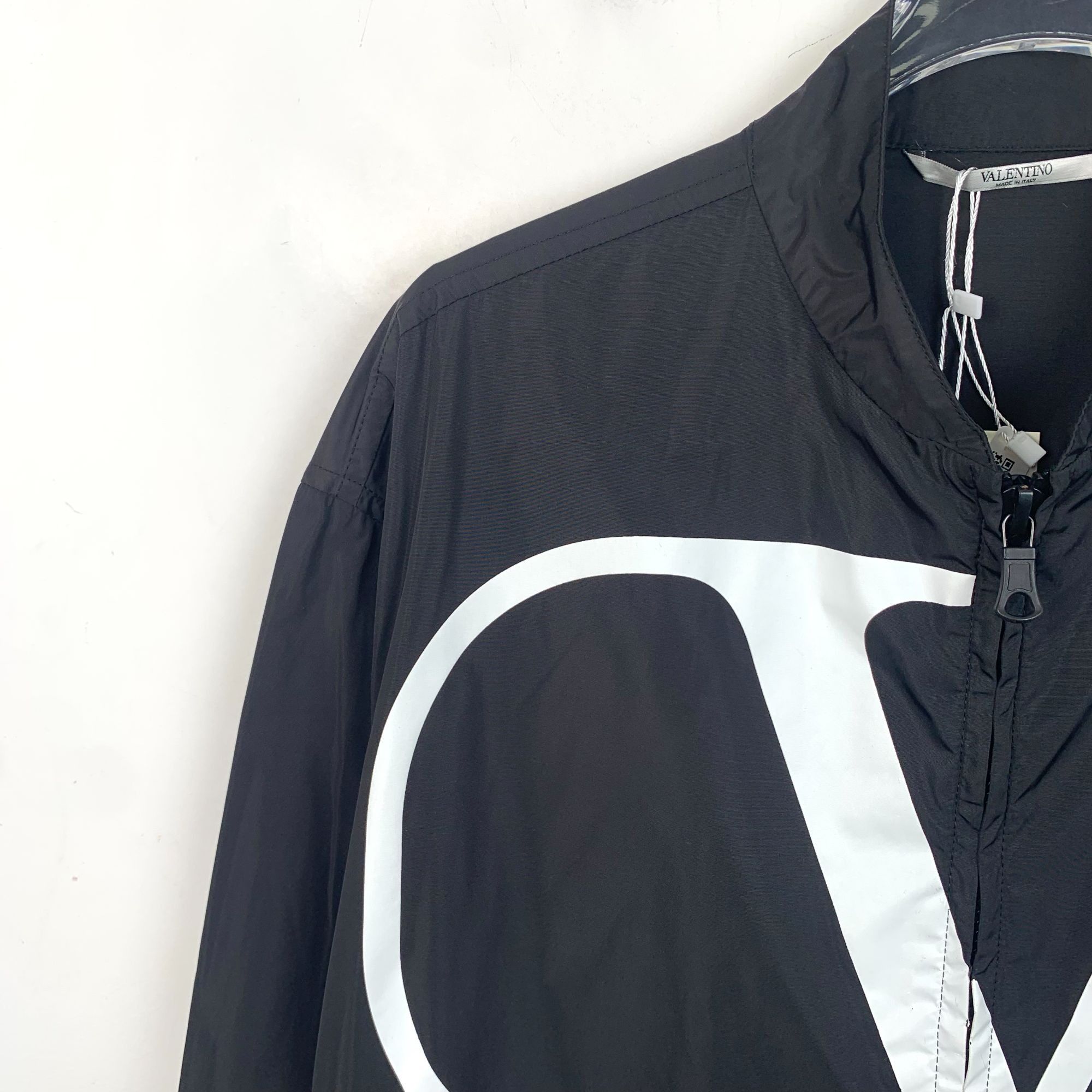 Valentino H11570 Valentino Dreamers Black Nylon Full-Zip Jacket Size US XS / EU 42 / 0 - 3 Thumbnail