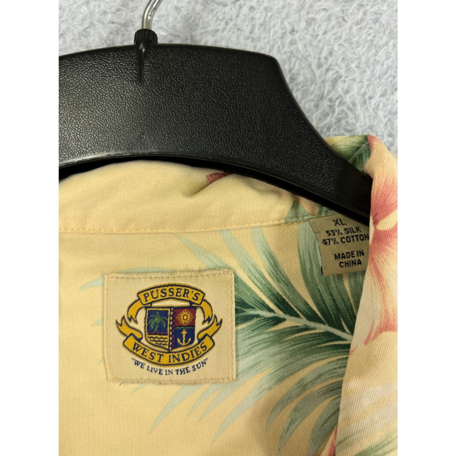 Vintage Pussers Mens Button-Up Shirt XL Yellow Floral Hibiscus Silk Blend Hawaiian Aloha Beach Vacation Resort Casual Size US XL / EU 56 / 4 - 3 Thumbnail