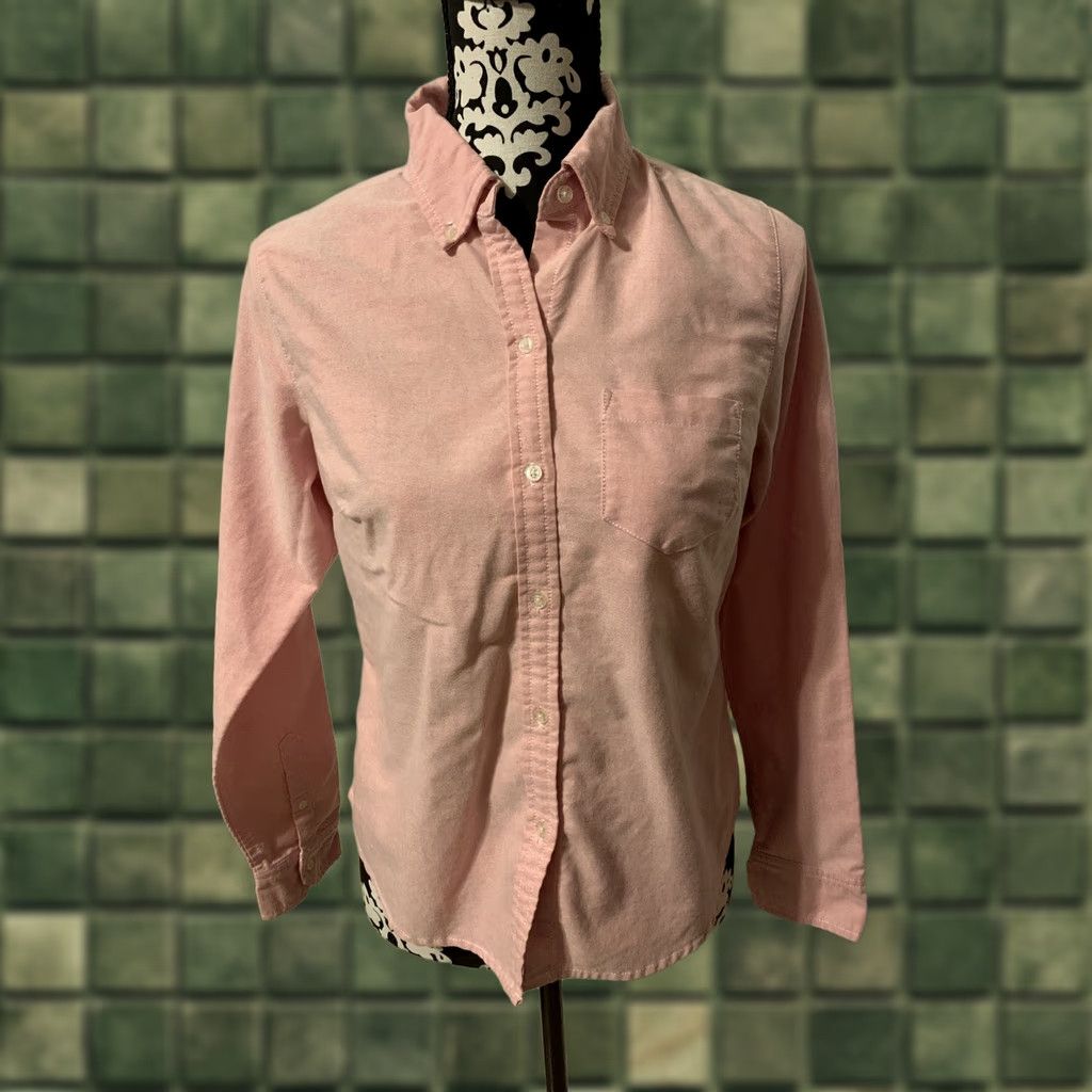 Eddie Bauer VINTAGE? No. Eddie Bauer Womens Pink Button-Up SZ S Workwear/Office Shirt Women Regular Size S Pink 100% Cotton Button-Up Casual Classic Office Size S / US 4 / IT 40 - 1 Thumbnail