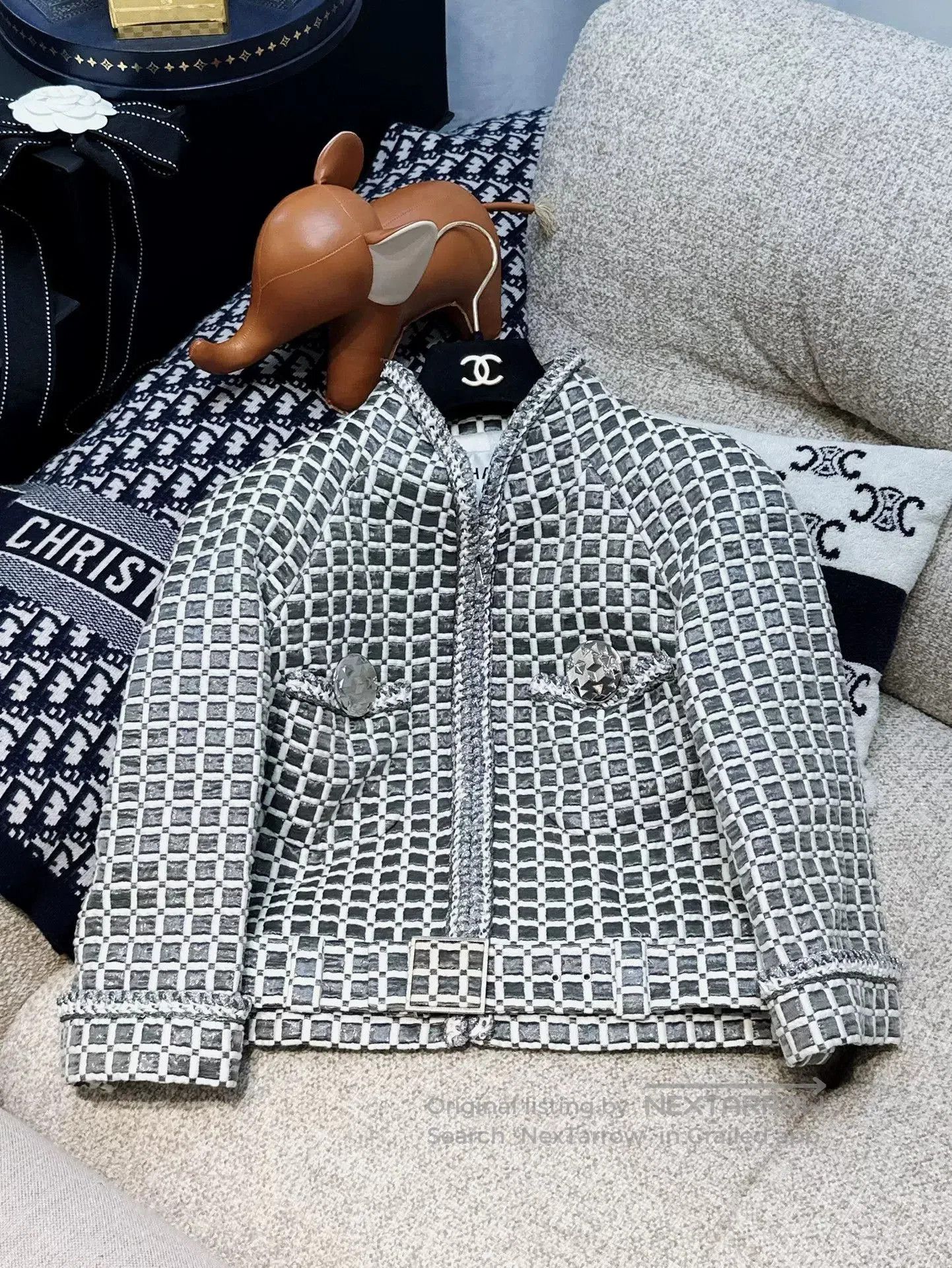 Chanel Chanel Gray White Plaid Short Jacket. Size US M / EU 48-50 / 2 - 1 Thumbnail