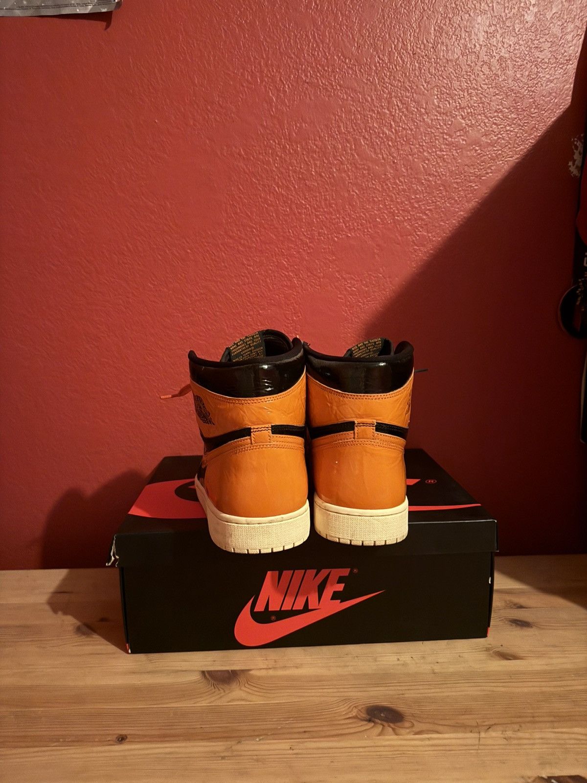Jordan Brand Jordan 1 Retro High Shattered Backboard 3.0 Size US 13 / EU 46 - 4 Thumbnail
