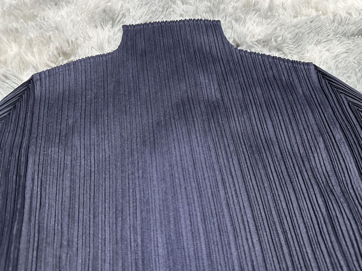 Pleats Please Issey Miyake 🔥Pleats Please Issey Miyake High Neck Top Navy Size US M / EU 48-50 / 2 - 4 Thumbnail
