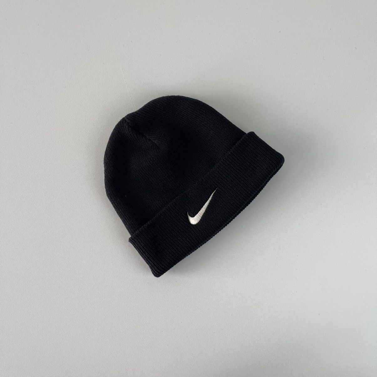 Nike Nike Swoosh Logo Vintage Beanie Hat Black Y2K Gorpcore Size ONE SIZE - 8 Thumbnail